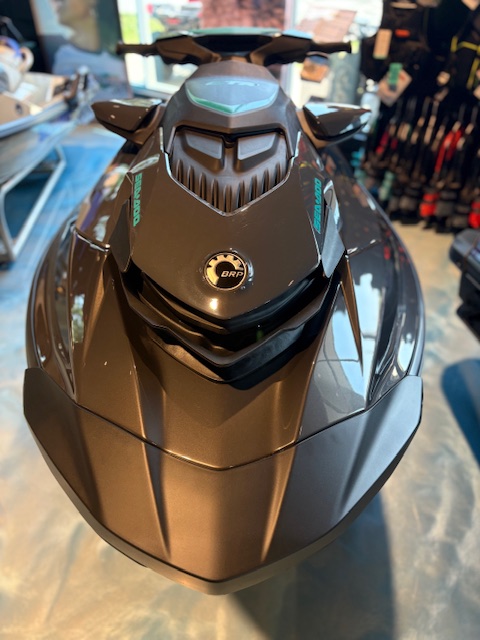 2025 Sea-Doo GTR 230 - Photo 18