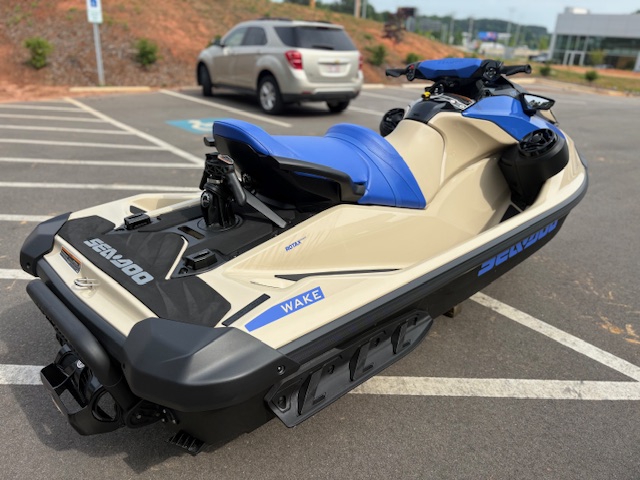 2025 Sea-Doo Wake 170 - Photo 7