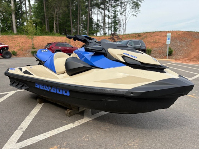 2025 Sea-Doo Wake 170 - Photo 14
