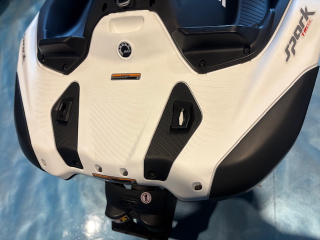 2025 Sea-Doo SparkTRIXX For 1 - Photo 17