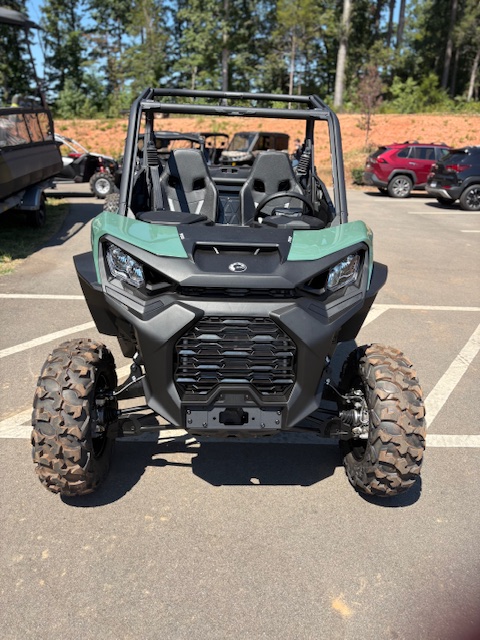 2025 Can-Am Commander DPS 700 - Photo 12