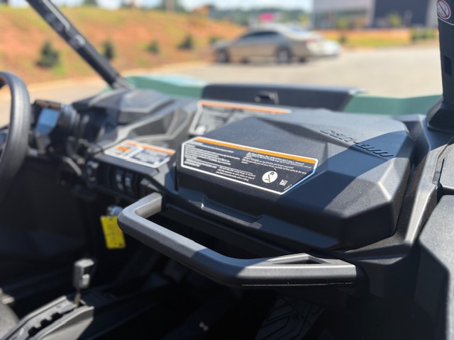 2025 Can-Am Commander DPS 700 - Photo 17