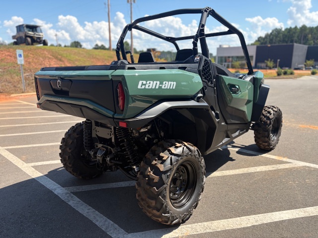 2025 Can-Am Commander DPS 700 - Photo 18