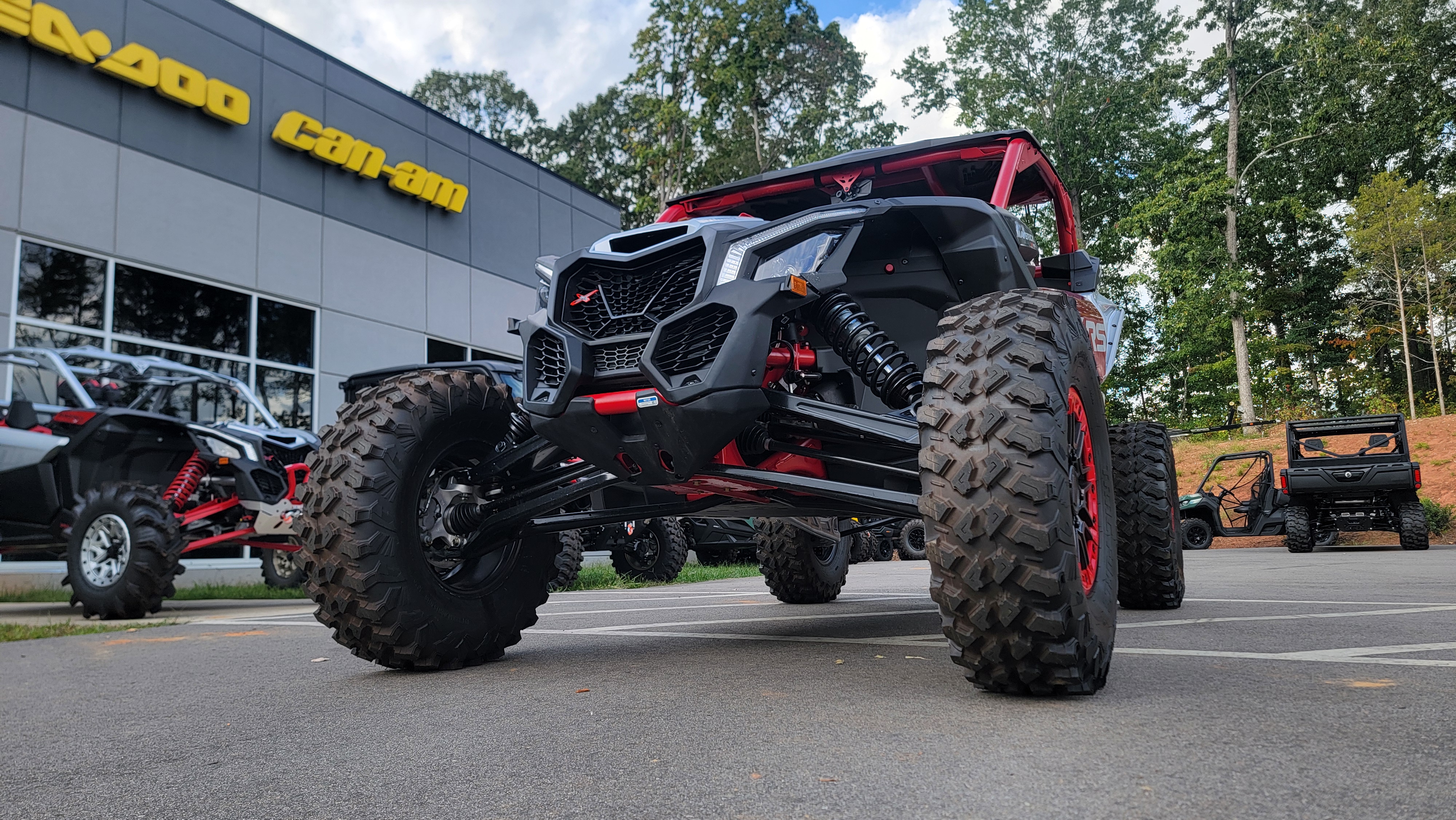 2025 Can-Am Maverick X3 X rs TURBO RR With SMART-SHOX - Photo 10