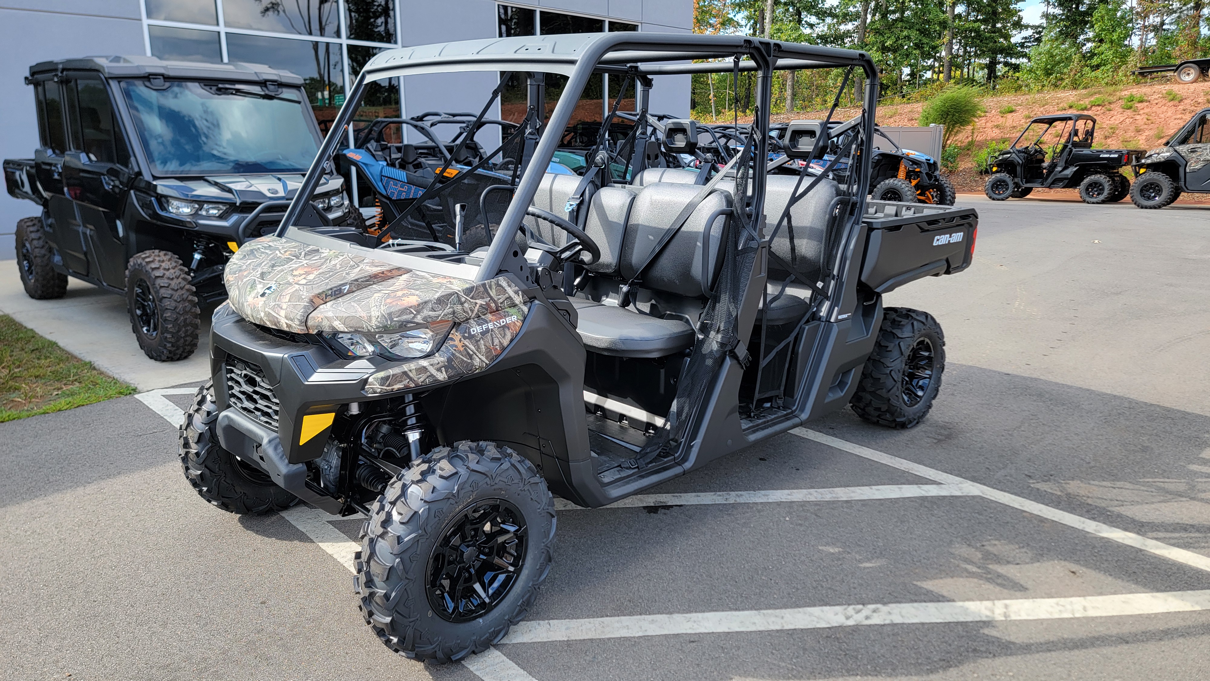 2025 Can-Am Defender MAX DPS HD7 - Photo 2