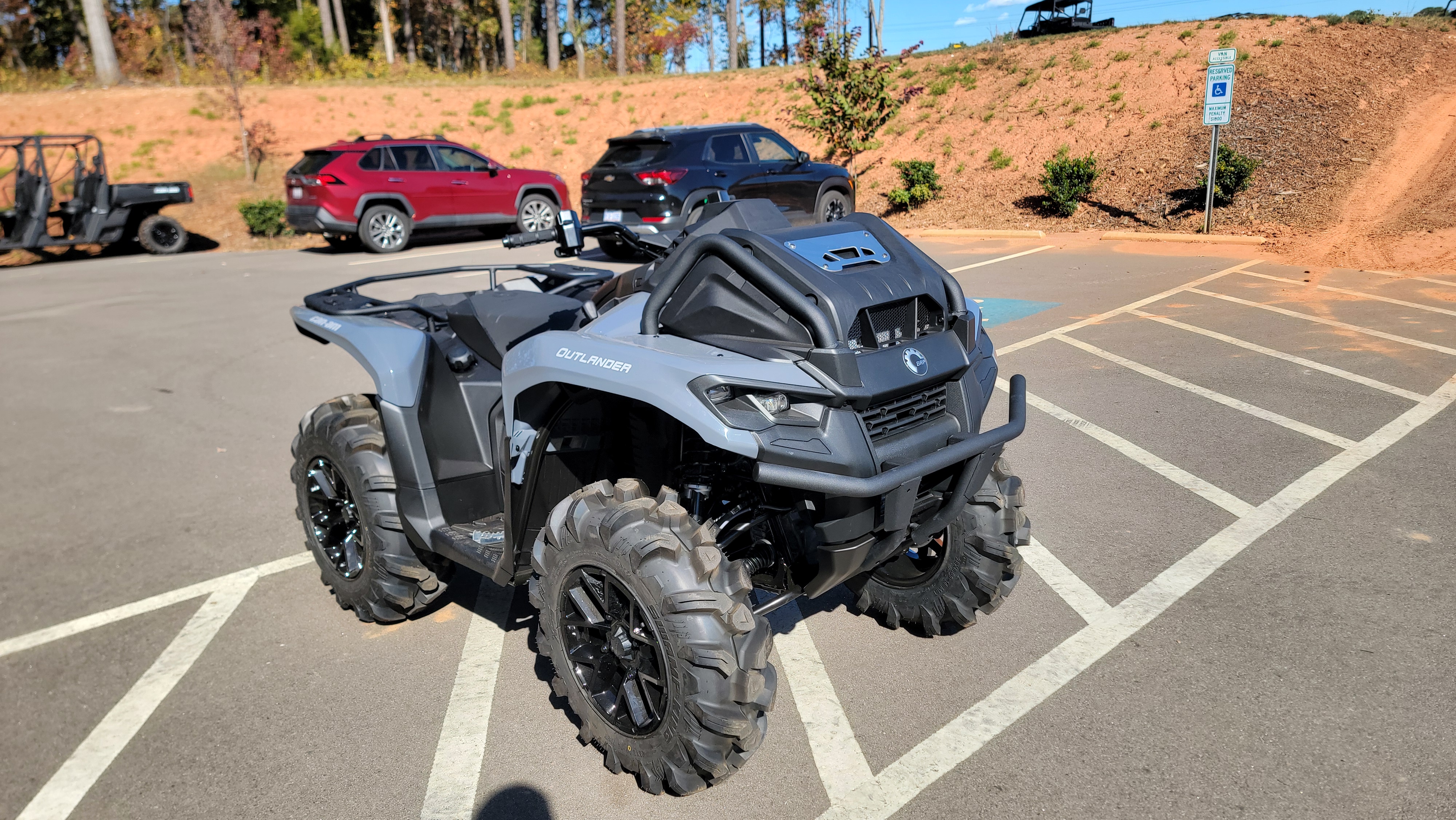 2026 Can-Am Outlander™ X mr 700 - Photo 9