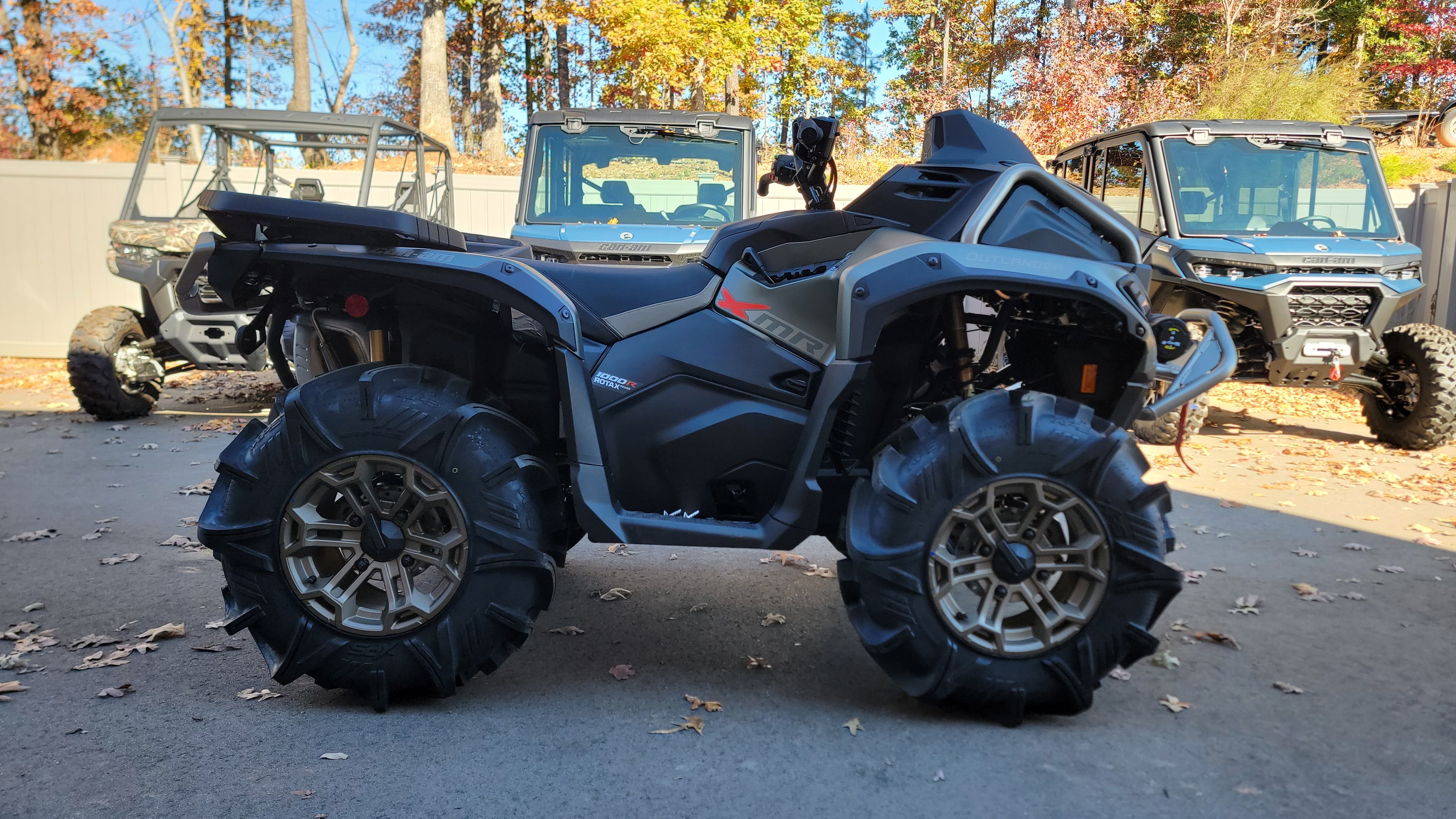 2026 Can-Am Outlander™ X mr 1000R - Photo 8