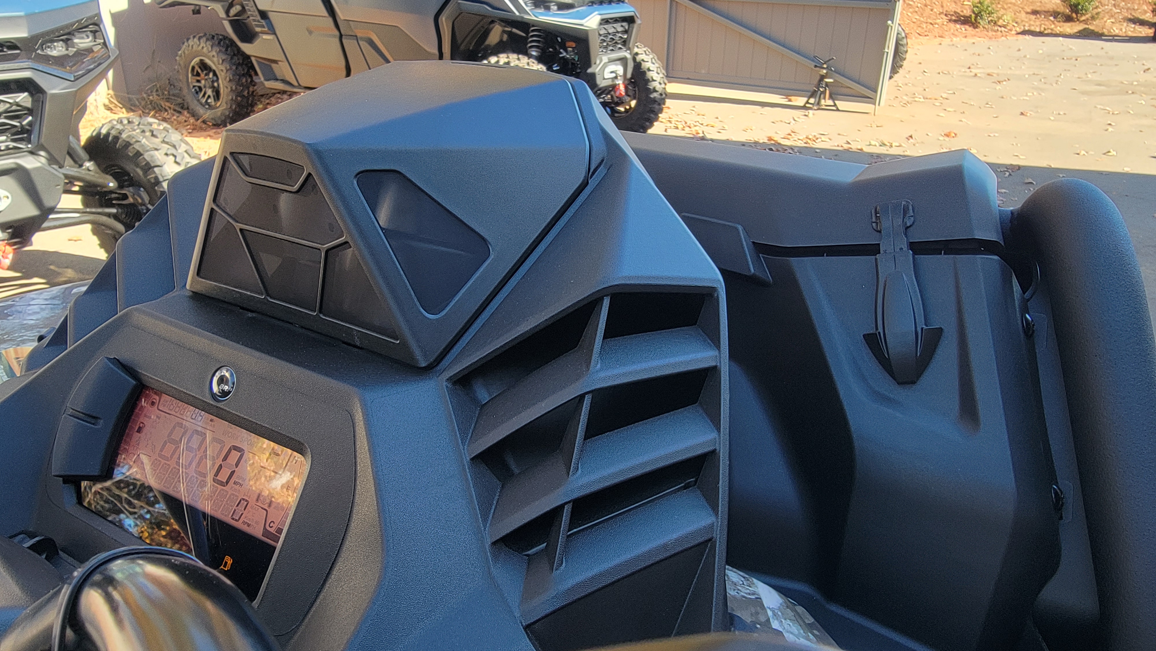 2026 Can-Am Outlander™ X mr 700 - Photo 19