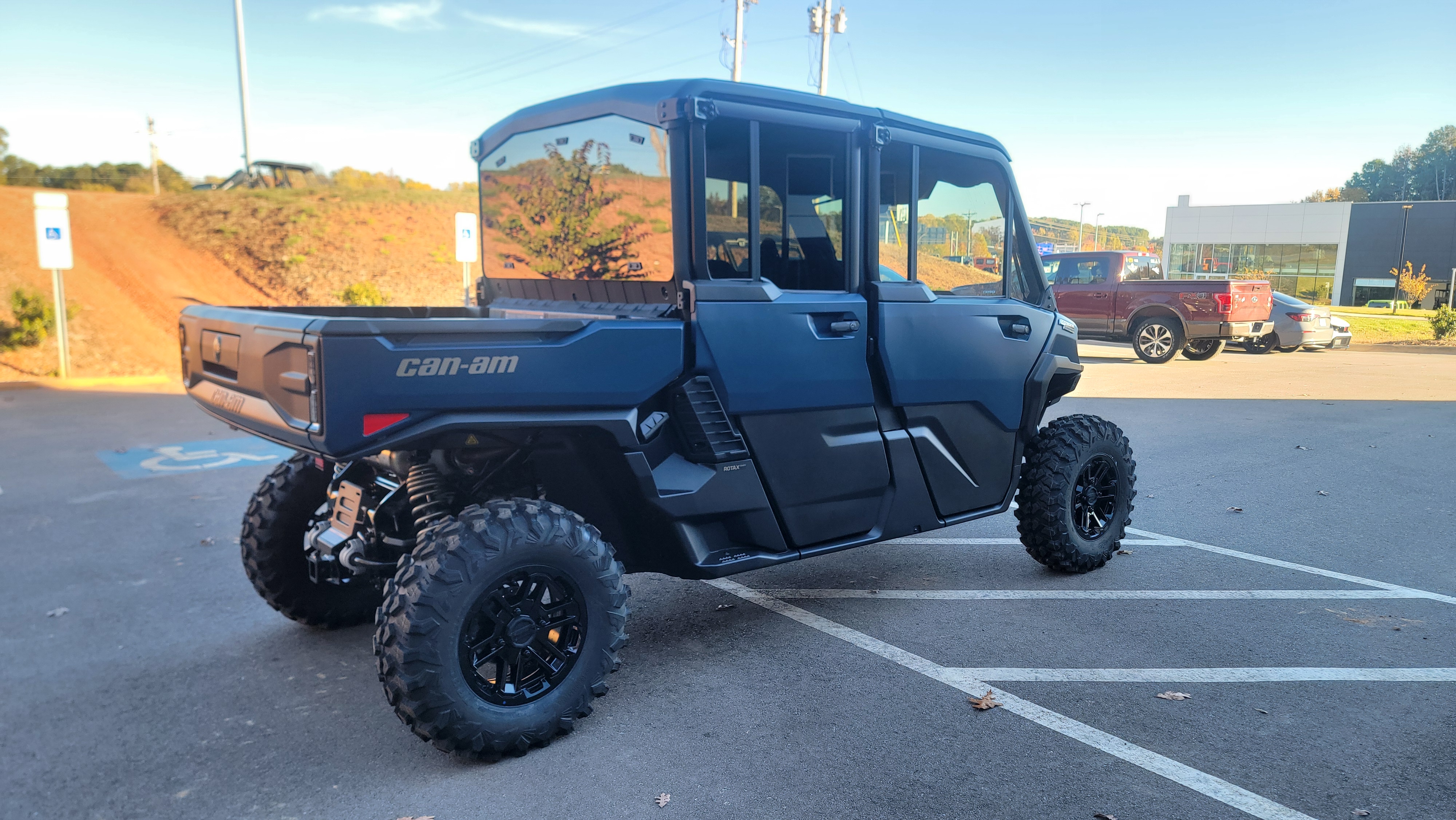 2026 Can-Am Defender MAX Limited HD11 - Photo 7