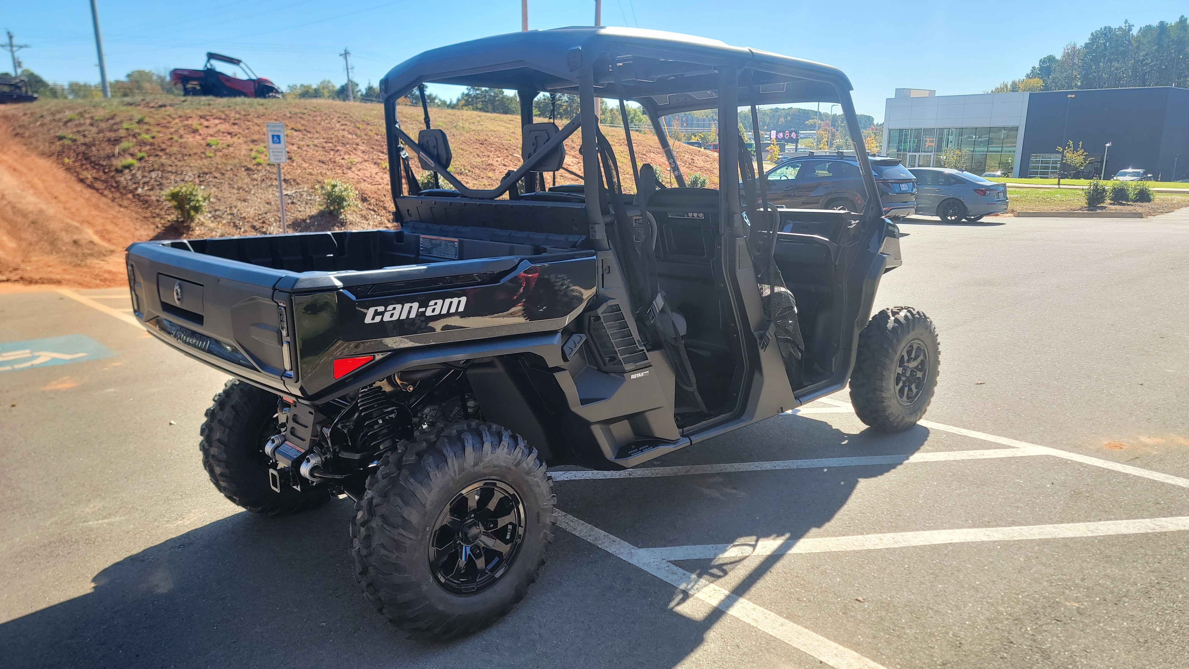2026 Can-Am Defender MAX XT HD11 - Photo 7