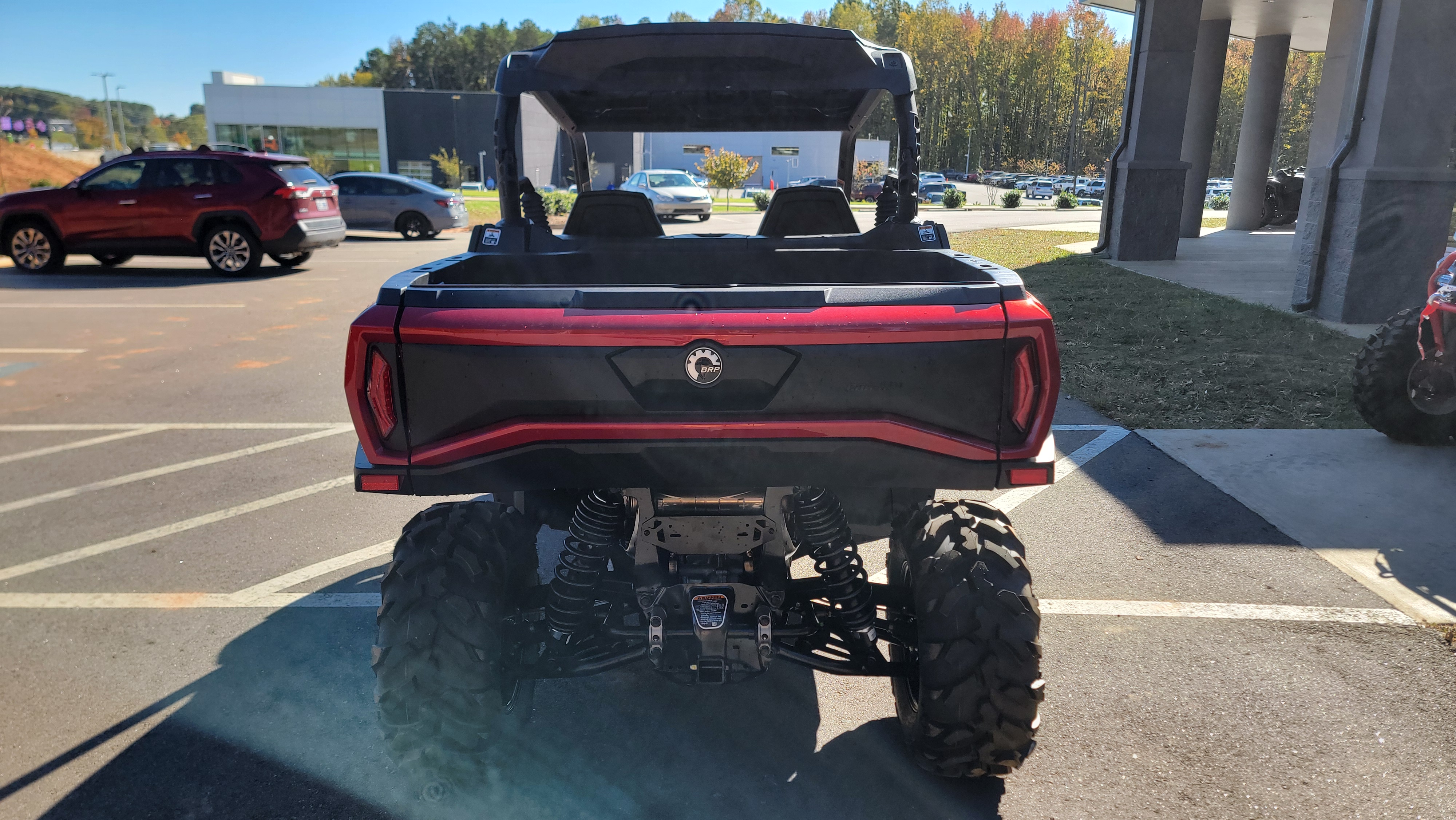 2026 Can-Am Commander XT 700 - Photo 6
