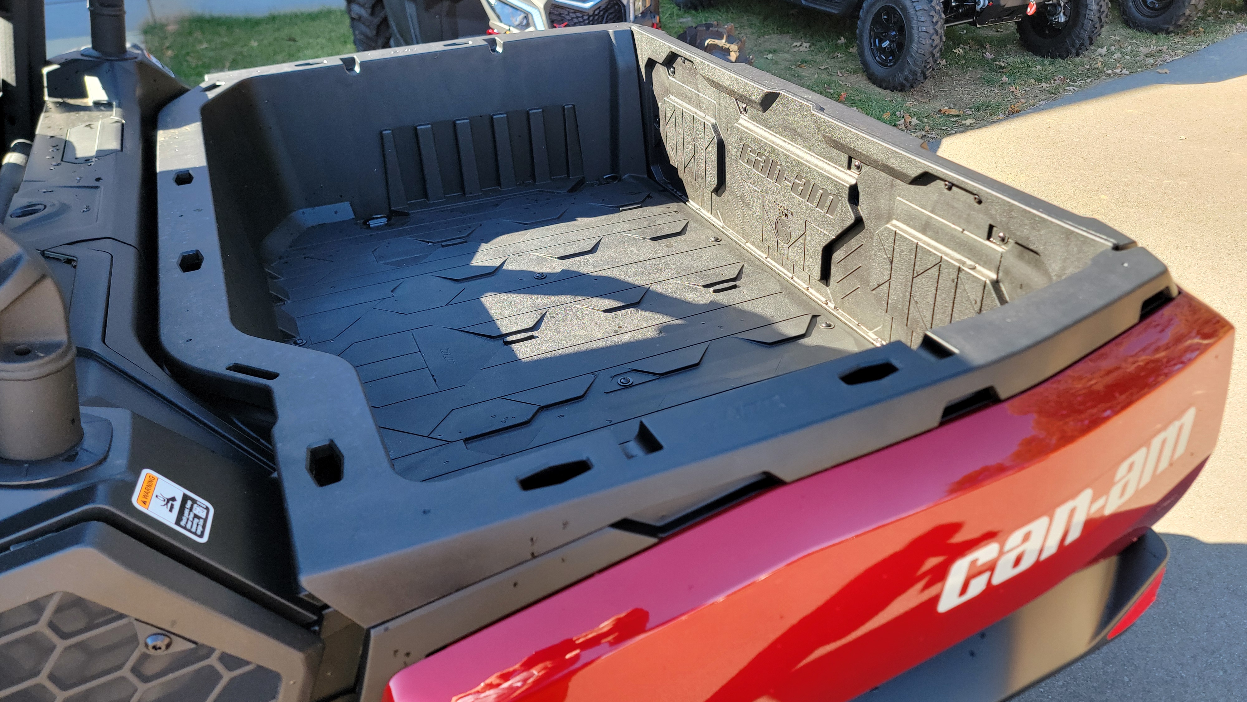 2026 Can-Am Commander XT 700 - Photo 15