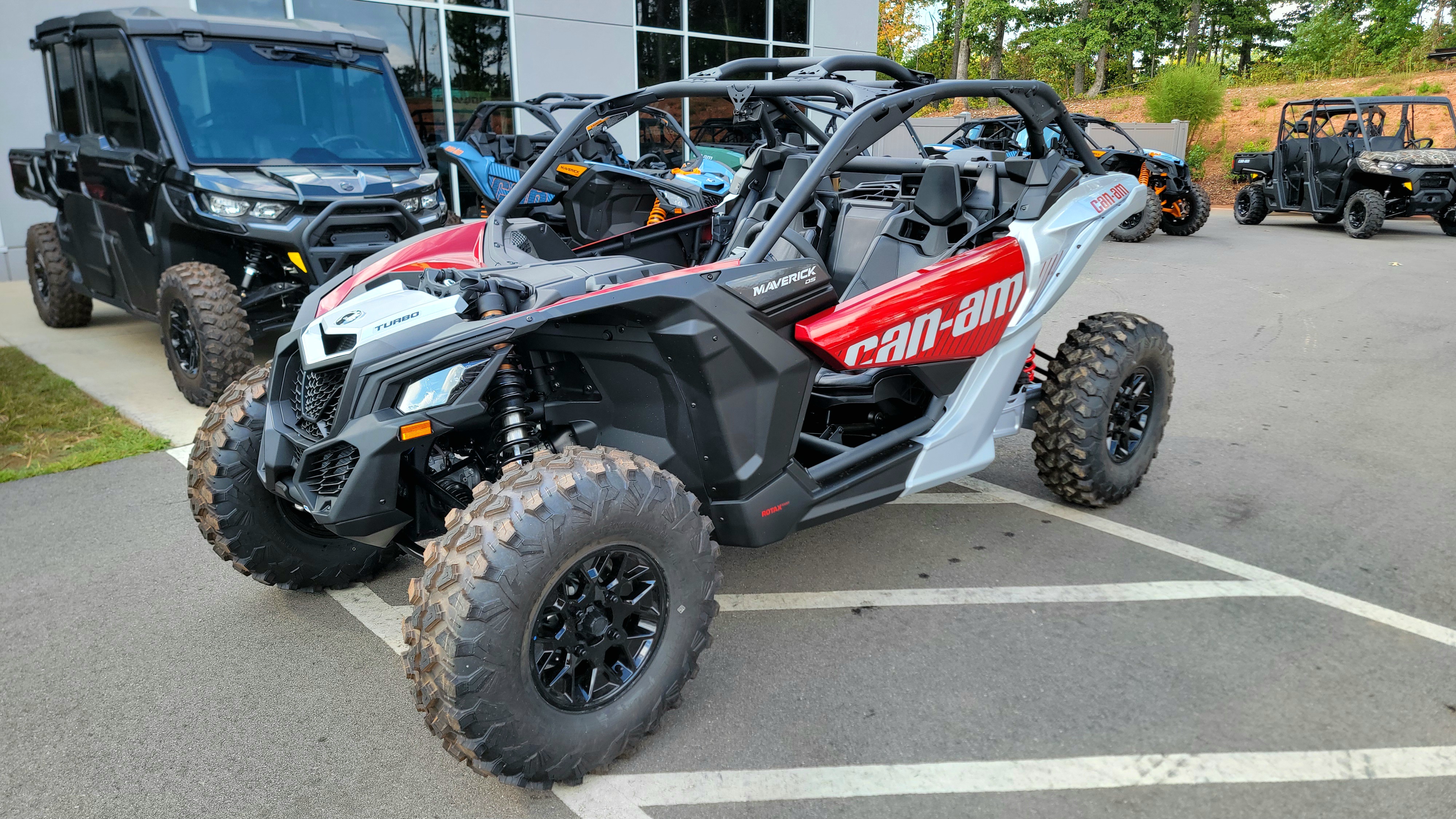 2025 Can-Am Maverick X3 DS TURBO - Photo 3
