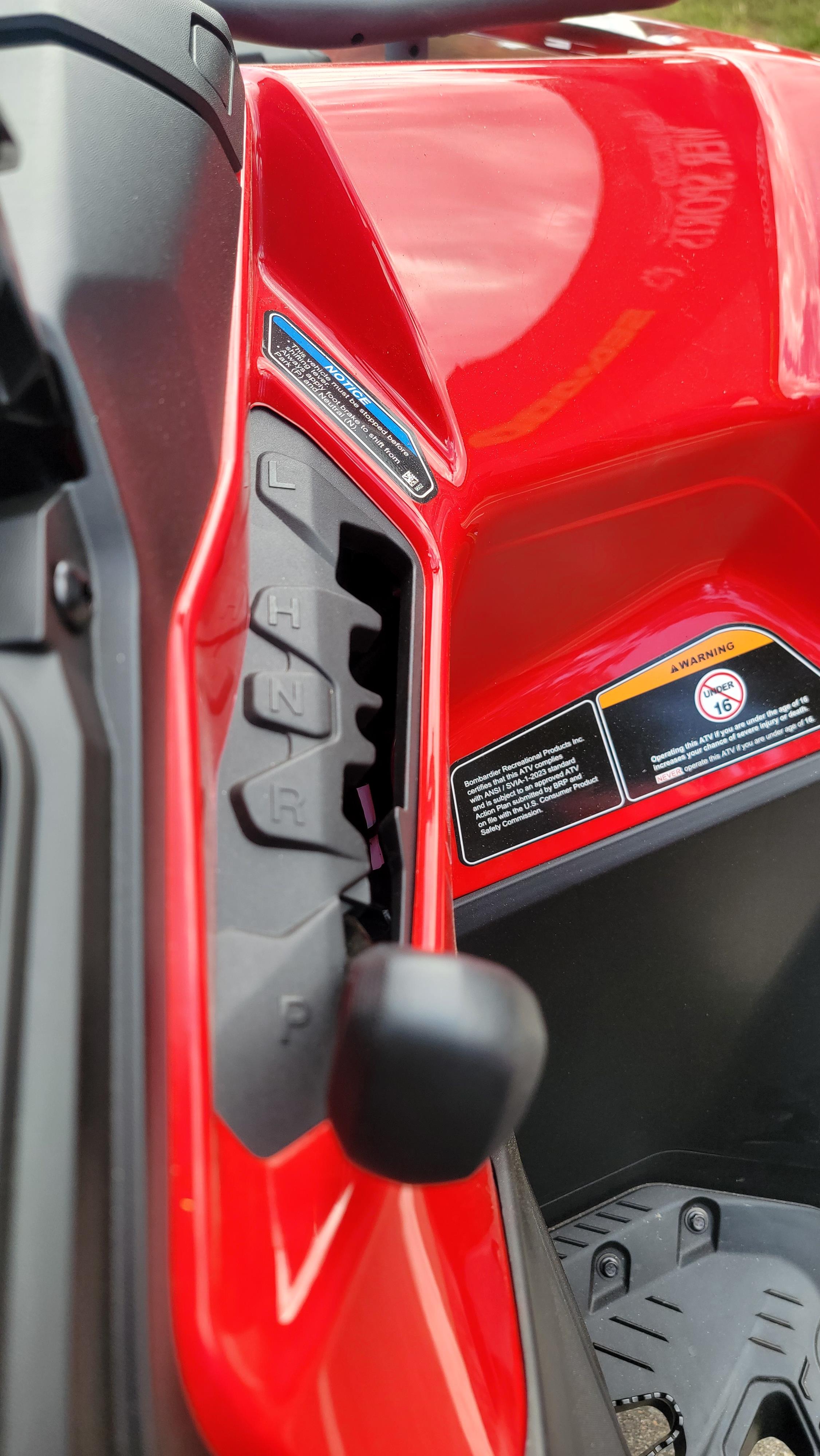 2025 Can-Am Outlander DPS 500 - Photo 15