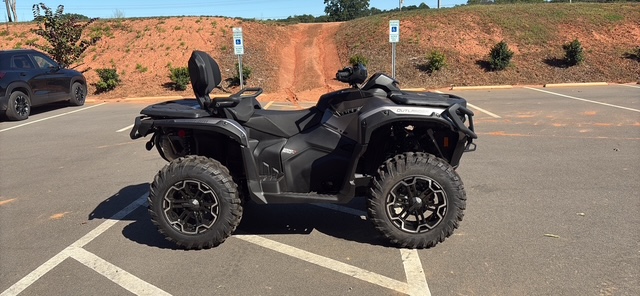 2025 Can-Am Outlander MAX XT 1000R - Photo 19