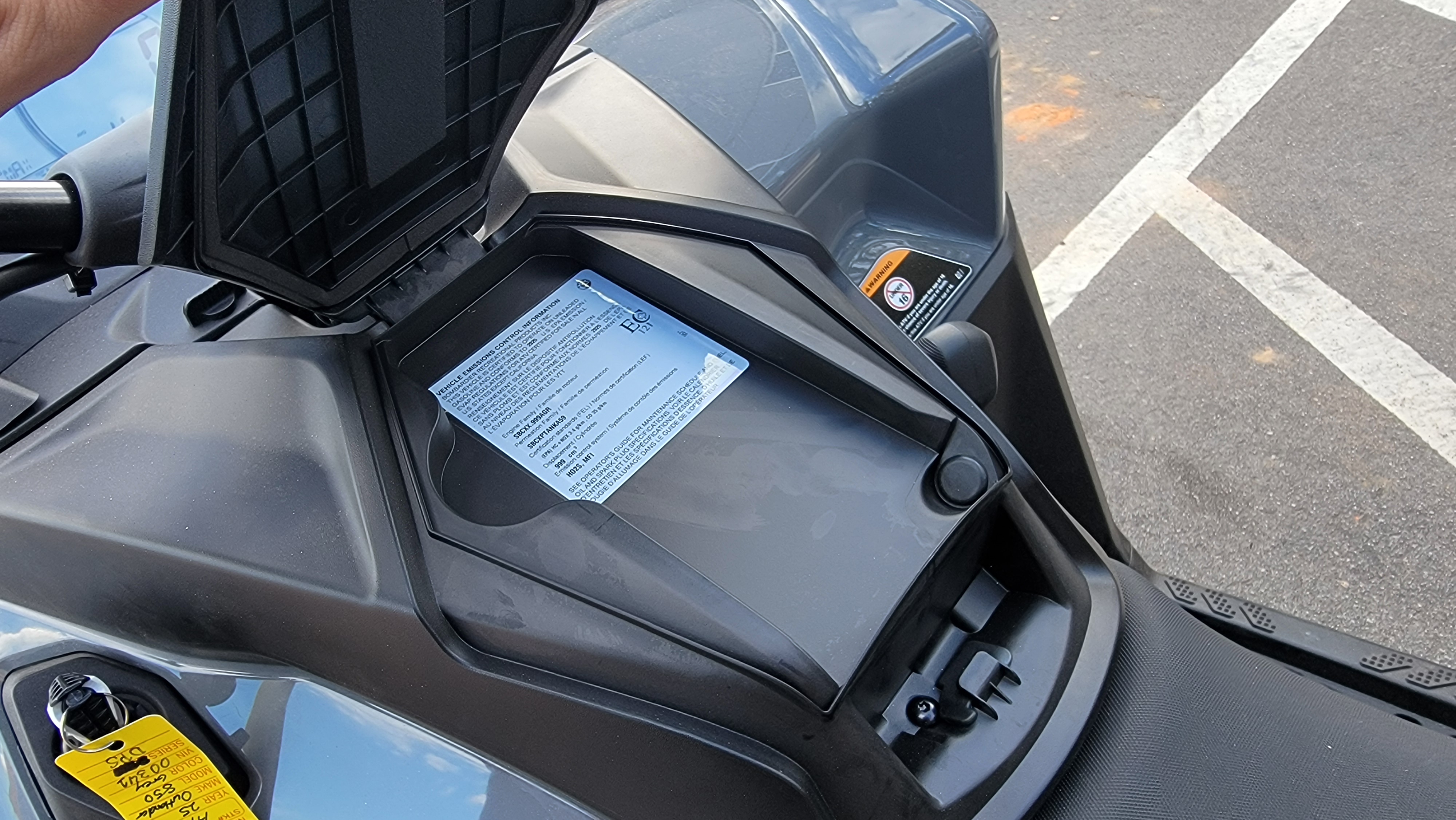 2025 Can-Am Outlander DPS 850 - Photo 14