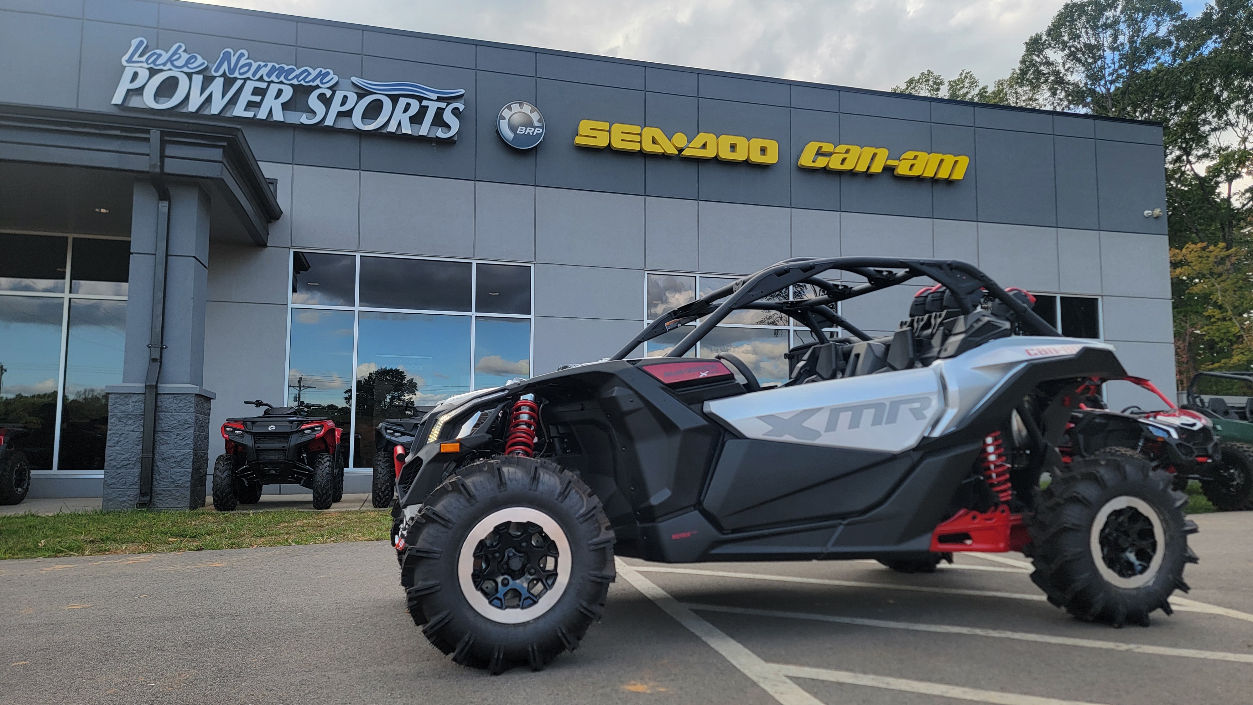 2025 Can-Am Maverick X3 X mr TURBO RR 64