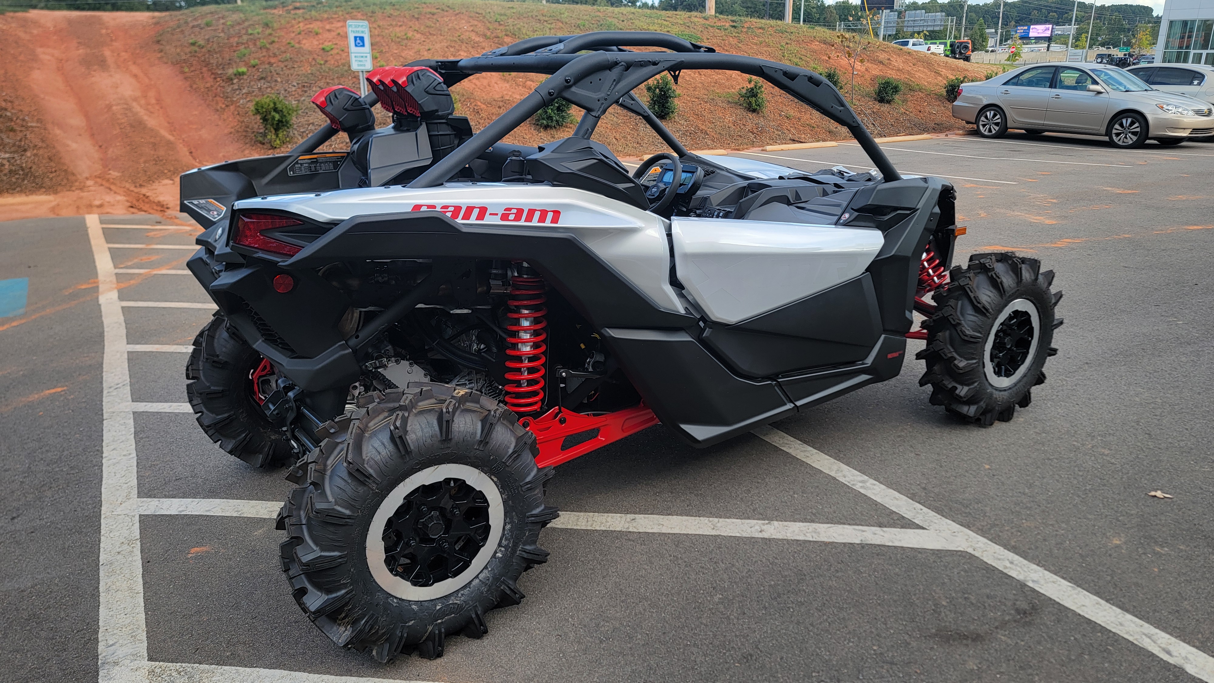 2025 Can-Am Maverick X3 X mr TURBO RR 64 - Photo 7