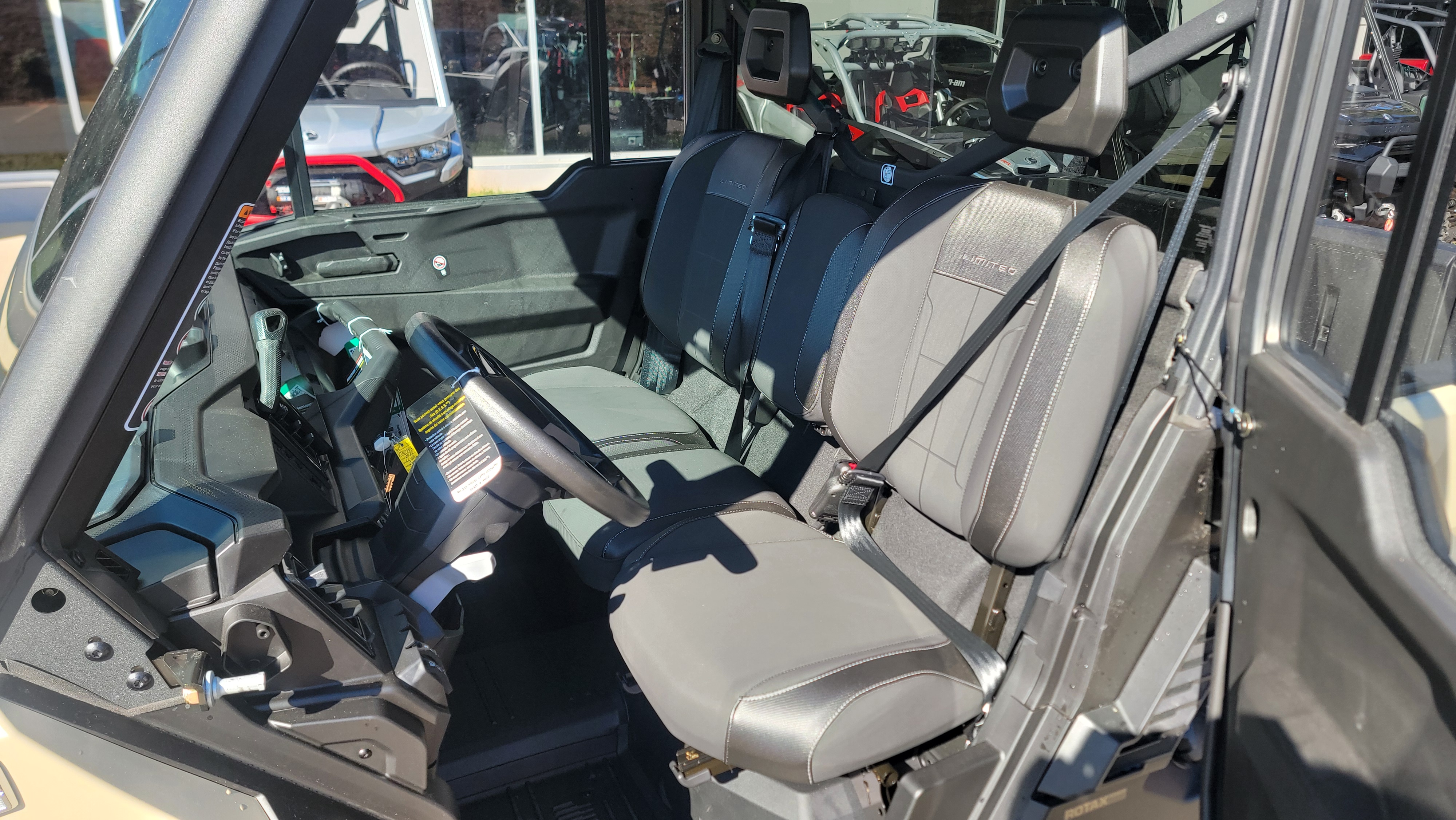 2026 Can-Am Defender Limited HD11 - Photo 12