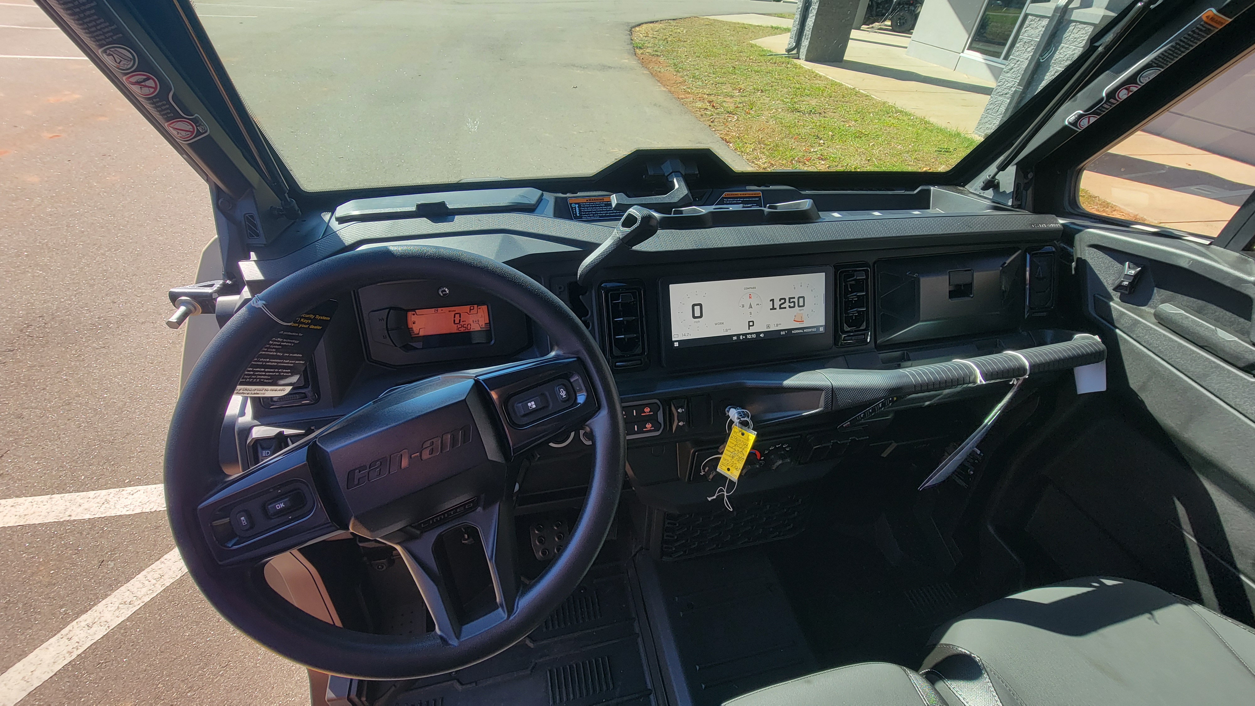 2026 Can-Am Defender Limited HD11 - Photo 13
