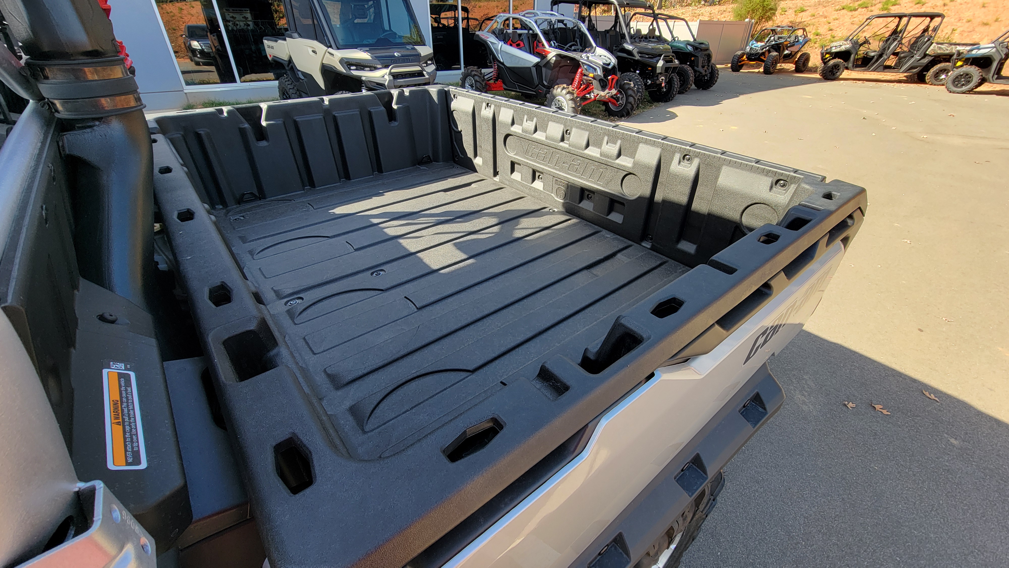2025 Can-Am Defender X mr HD10 - Photo 16