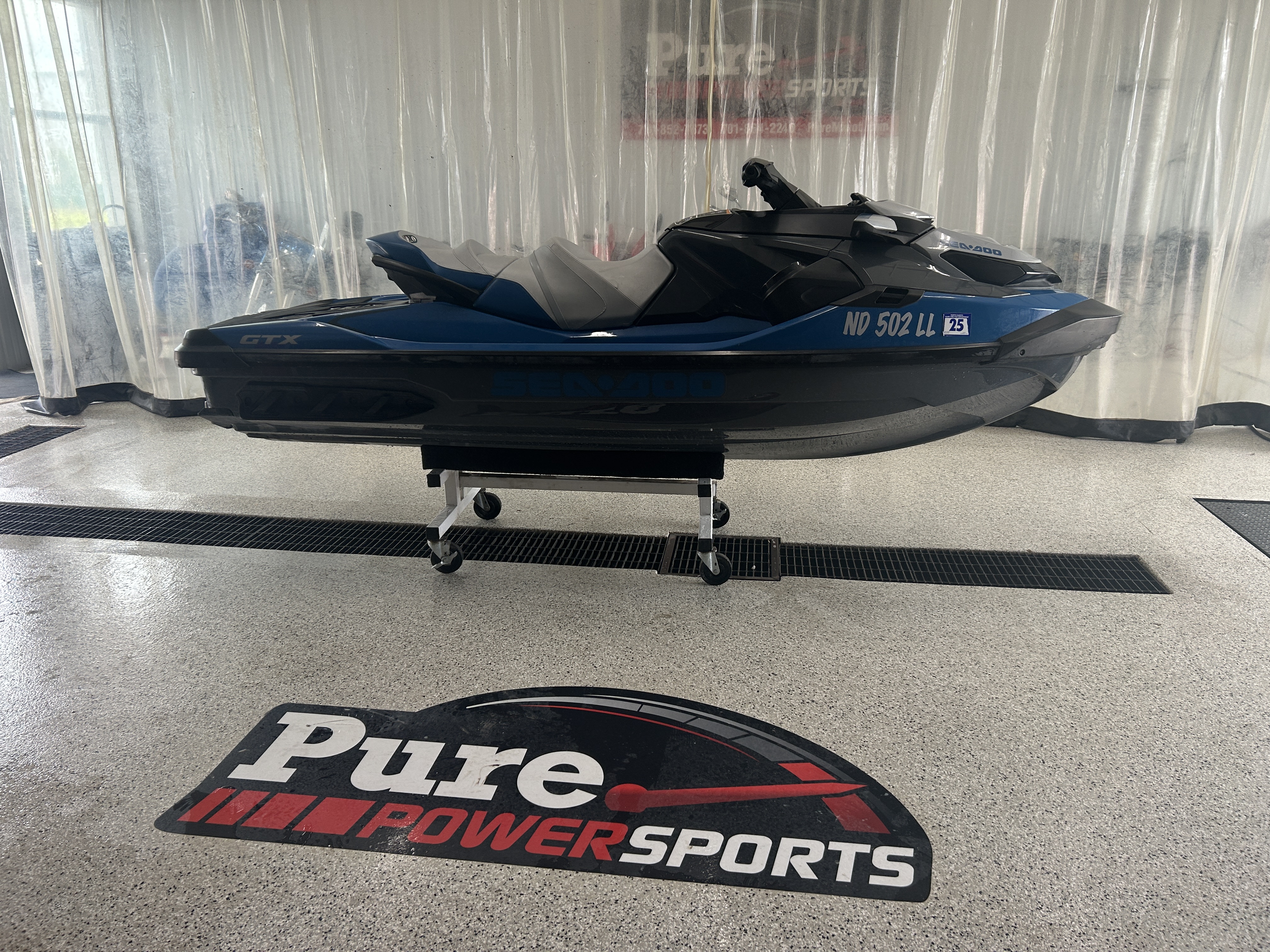 チェスト114 ディープシードゥー チェスト114 ディープシードゥー 2025 Sea-Doo FishPro Trophy