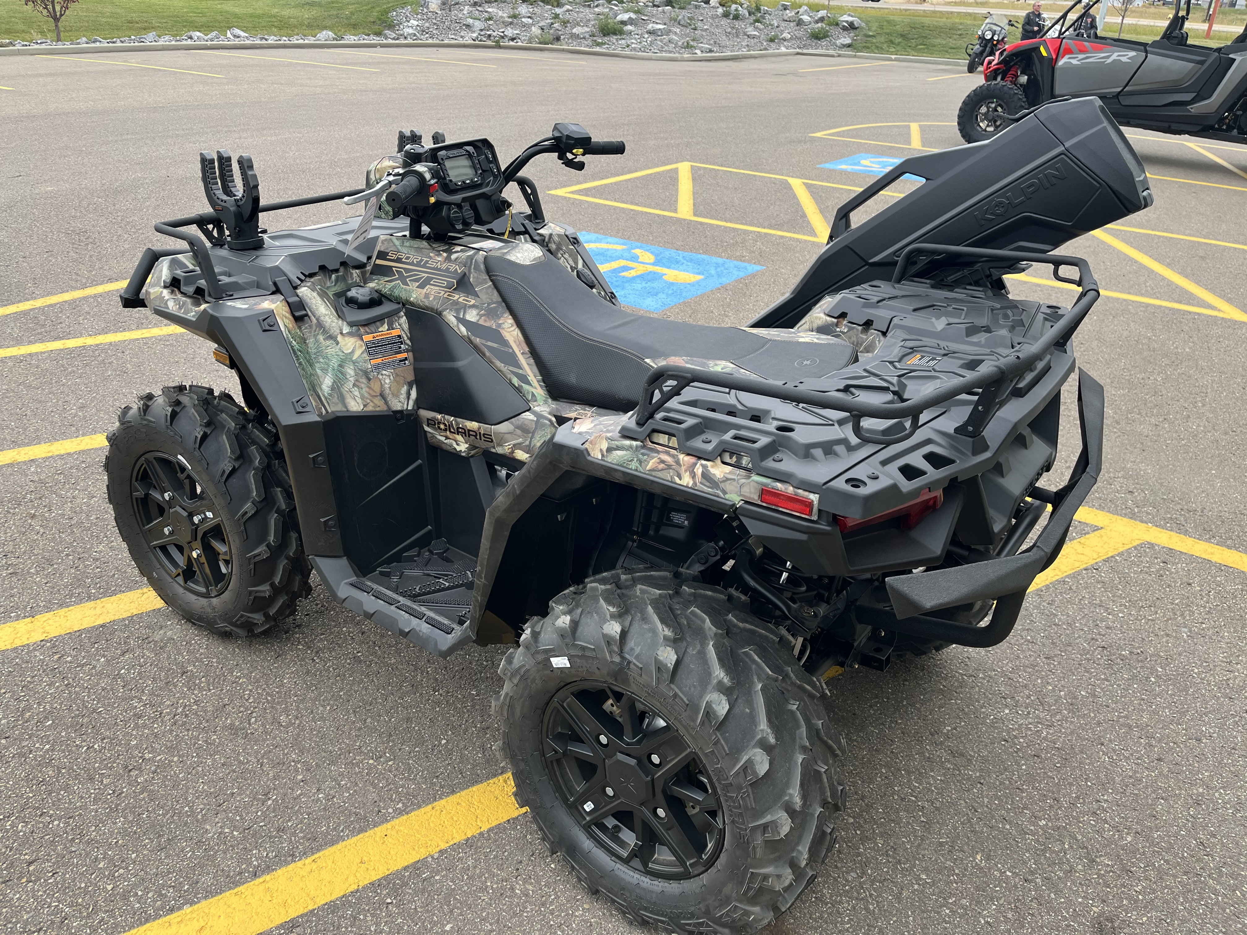 2025 Polaris Sportsman XP 1000 Hunt Edition - $2000 REBATE ENDS NOV 30th! PAYMENTS LOW AS $128 BIWK - Photo 4
