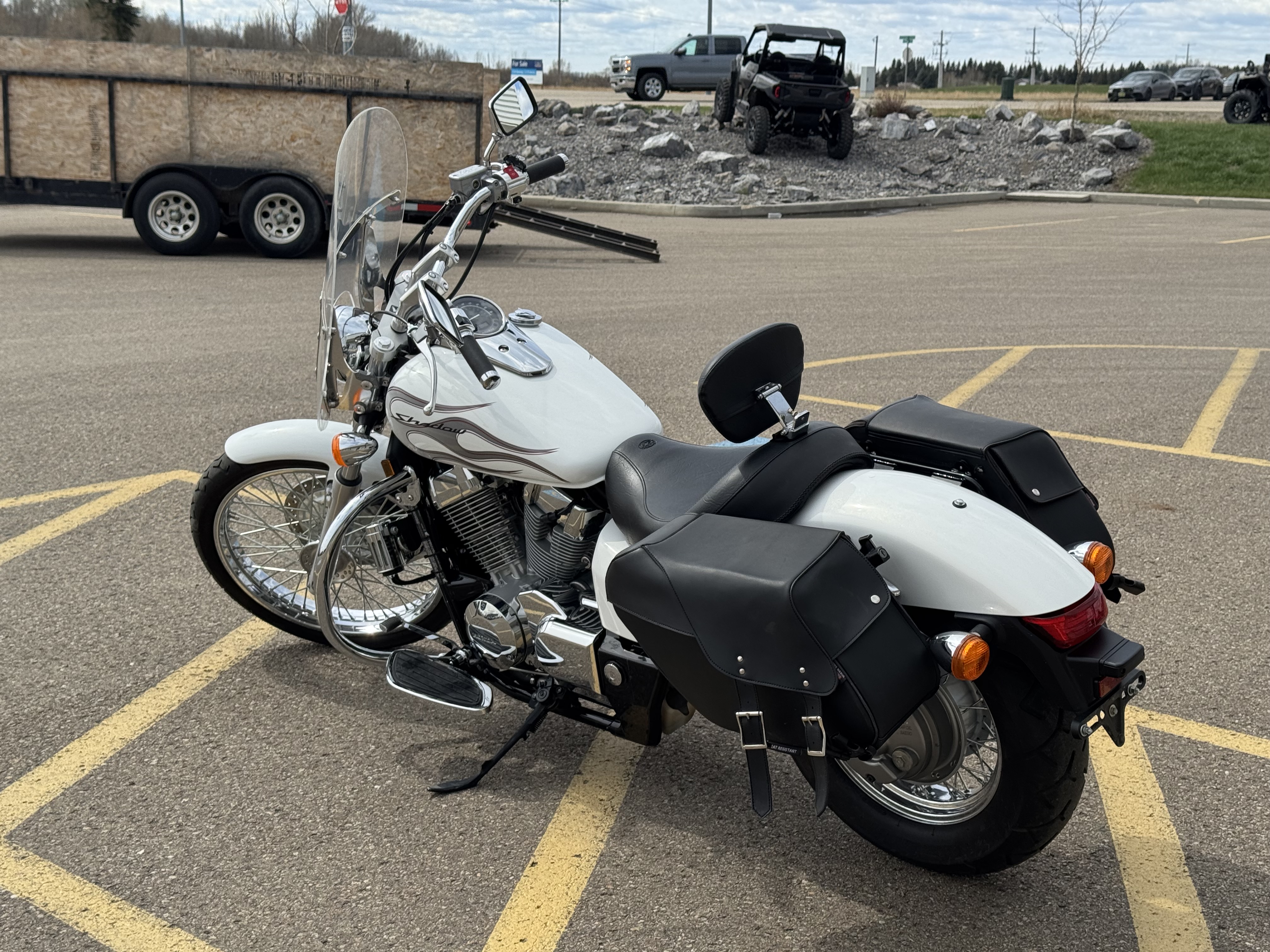 2009 Honda VT750T Shadow Tourer - ONLY 3,091 KM - PAYMENTS AS LOW AS $59 BI WKLY! - Photo 4