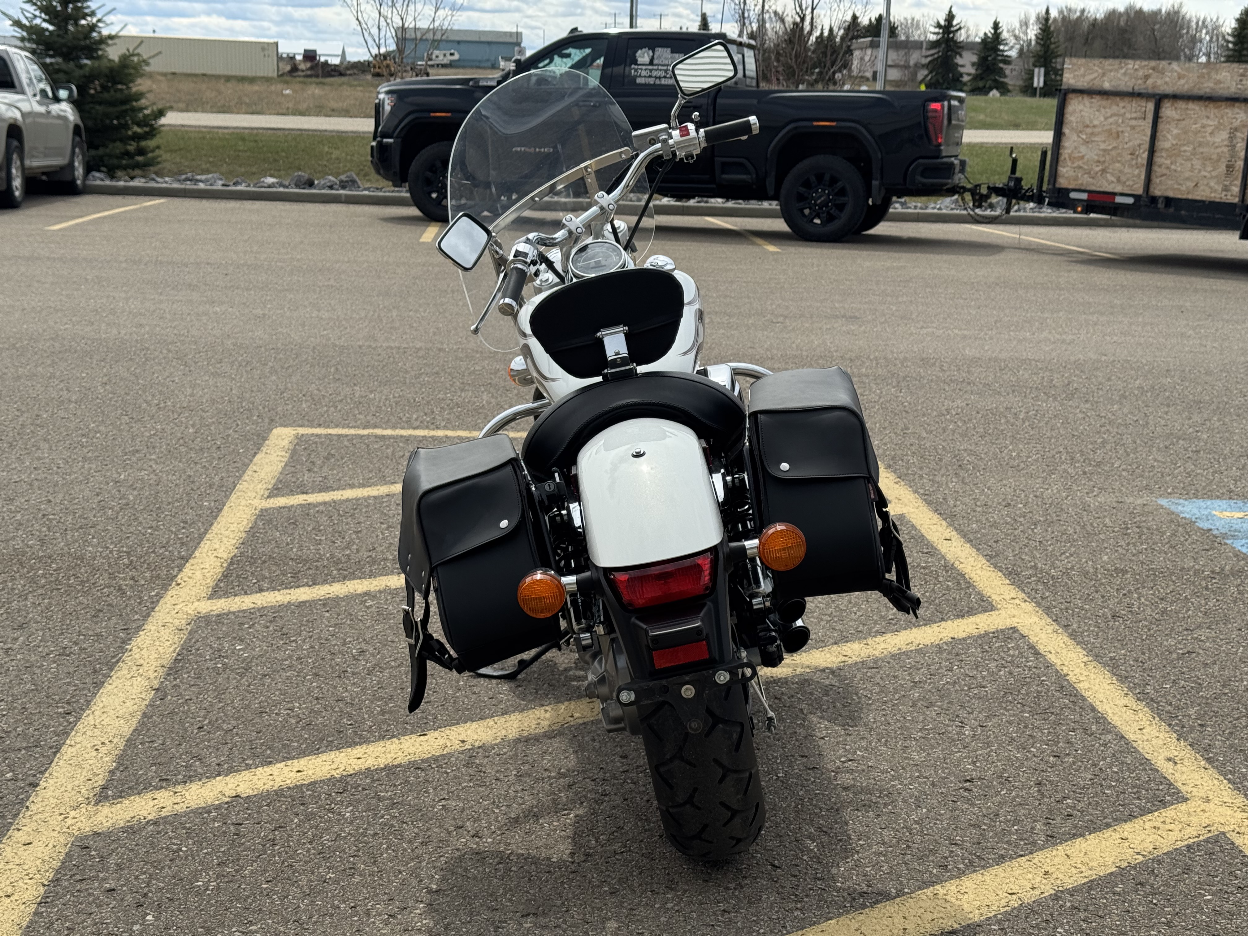 2009 Honda VT750T Shadow Tourer - ONLY 3,091 KM - PAYMENTS AS LOW AS $59 BI WKLY! - Photo 5