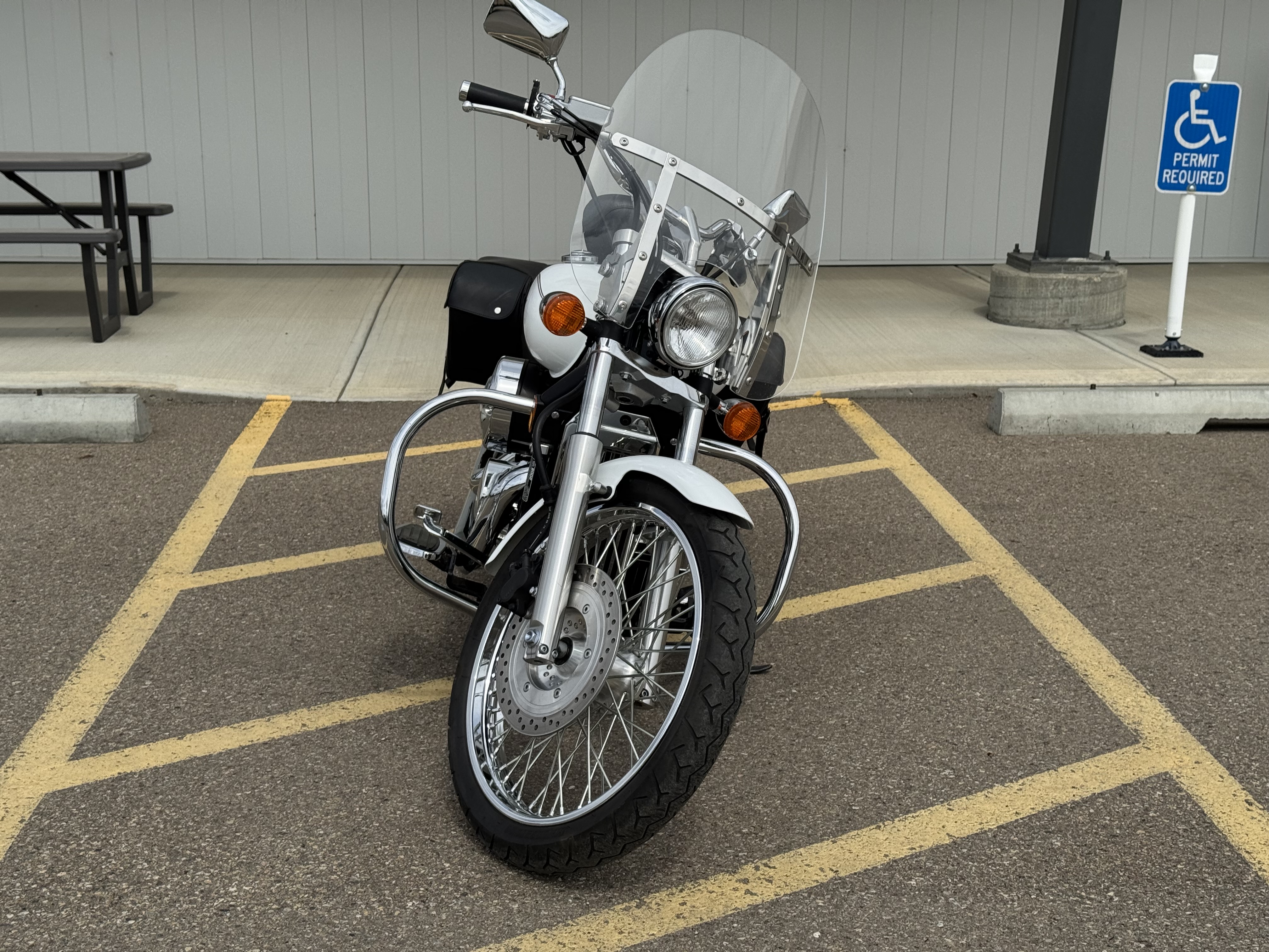 2009 Honda VT750T Shadow Tourer - ONLY 3,091 KM - PAYMENTS AS LOW AS $59 BI WKLY! - Photo 9