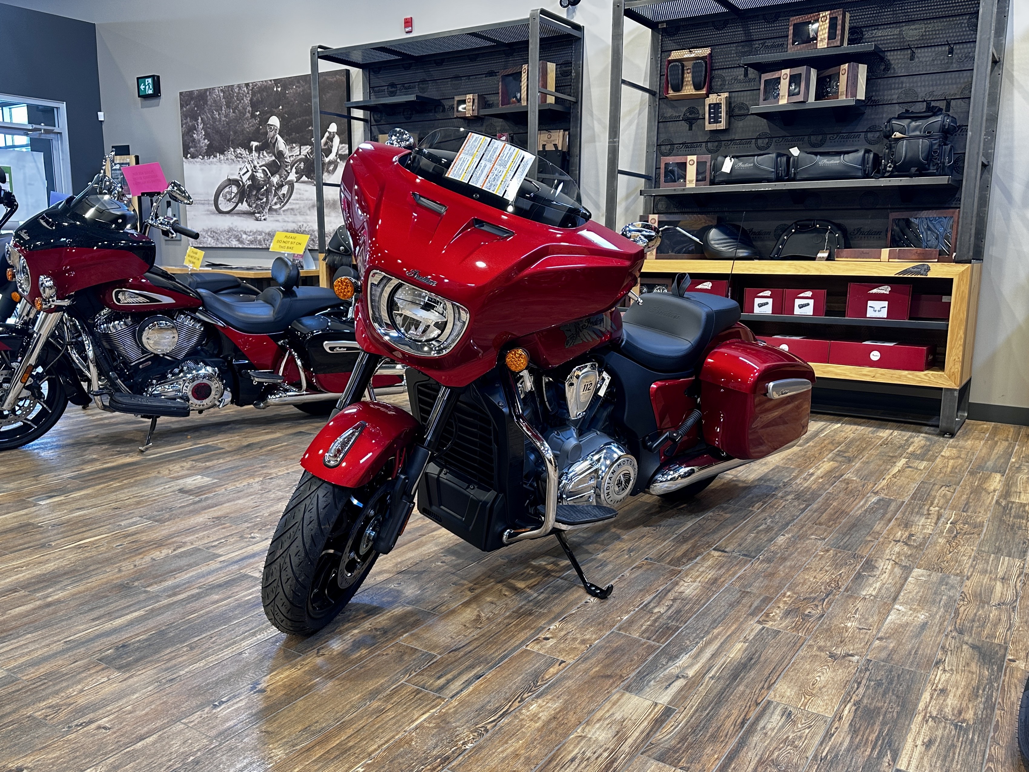 2025 Indian Motorcycle Chieftain PowerPlus 112 Limited - $2000 REBATE ENDS NOV 30th! 2YR WARRANTY! LOW AS $207 BIWKLY! - Photo 2