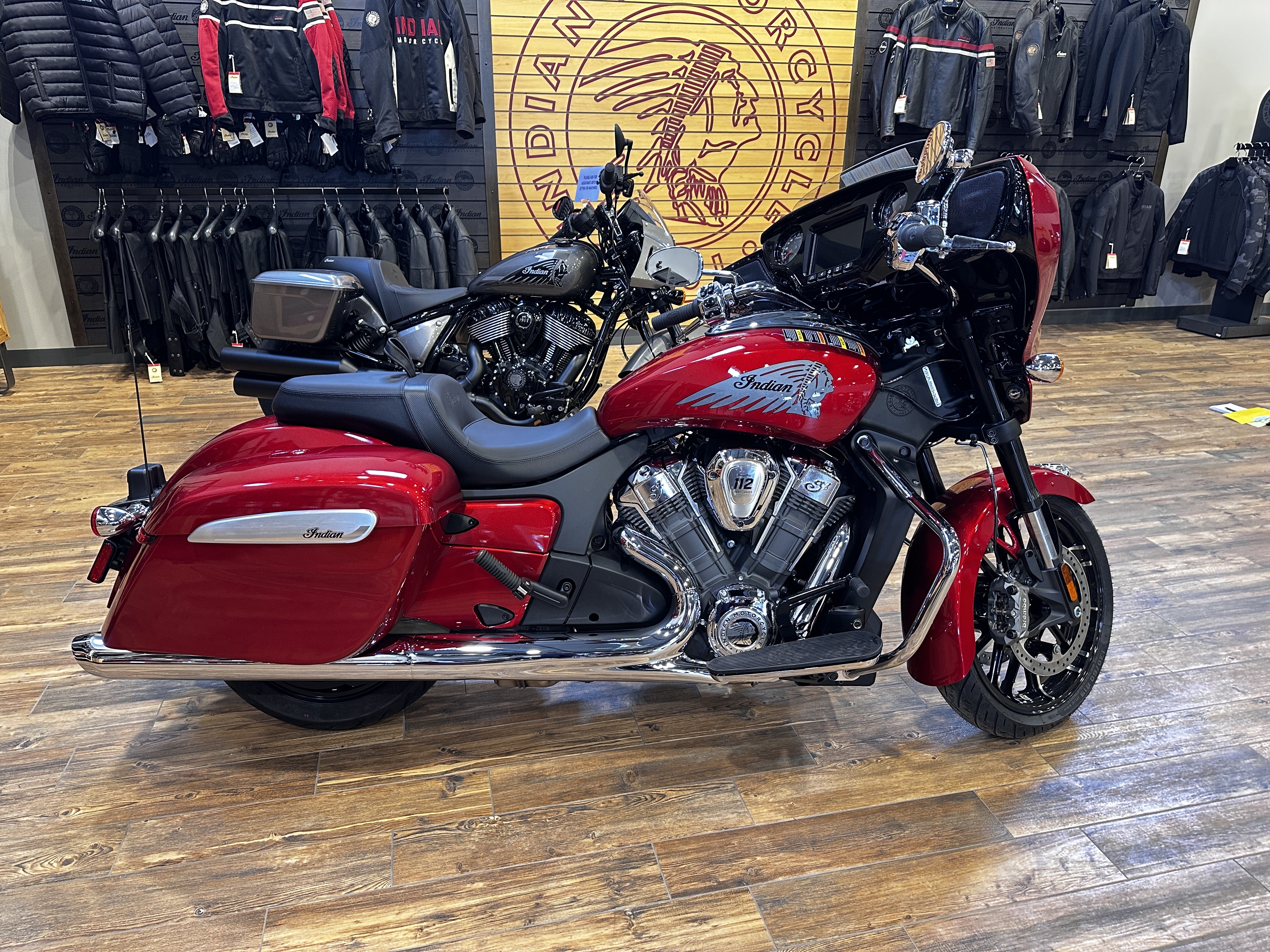 2025 Indian Motorcycle Chieftain PowerPlus 112 Limited - $2000 REBATE ENDS NOV 30th! 2YR WARRANTY! LOW AS $207 BIWKLY! - Photo 5