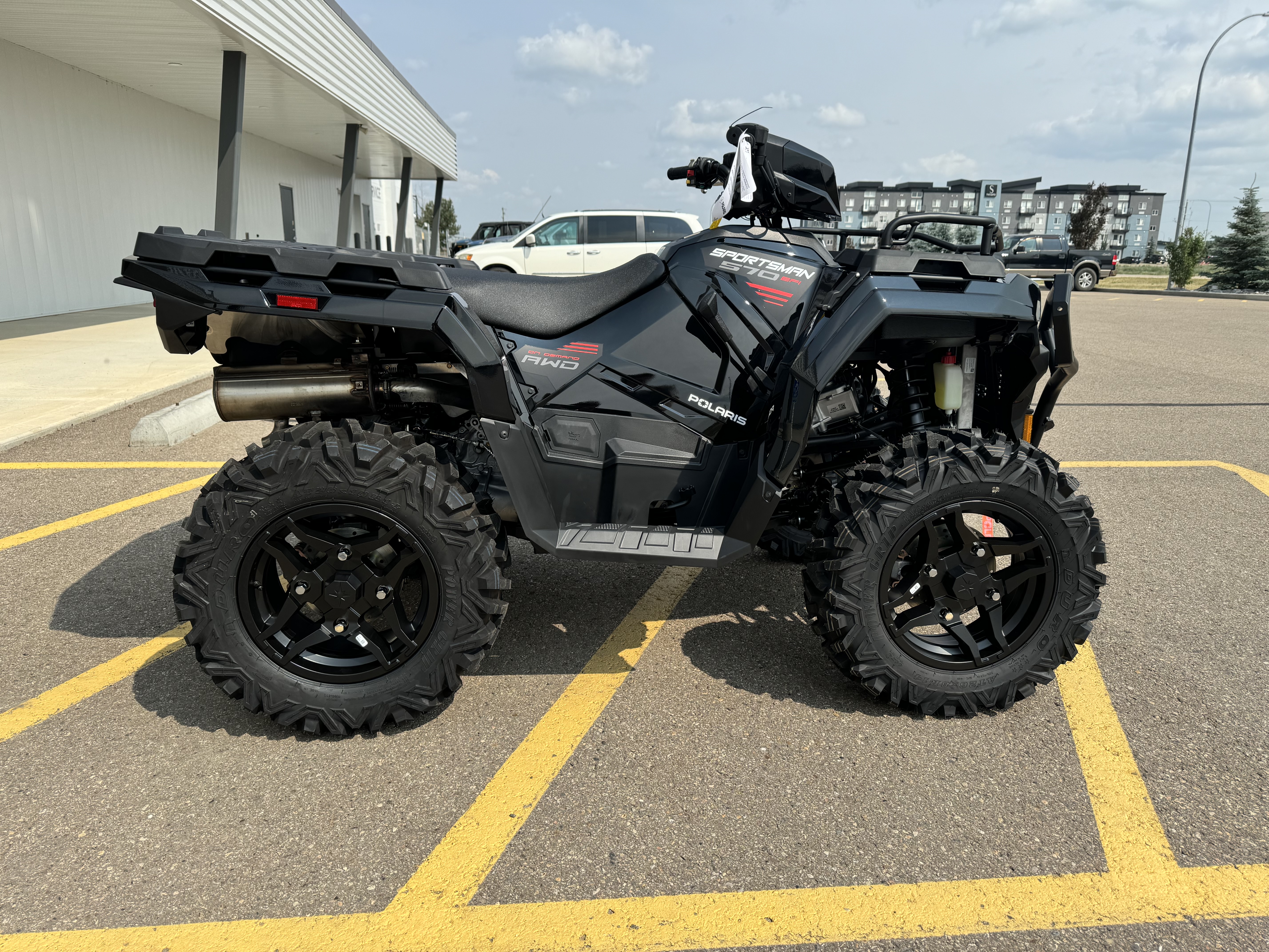2025 Polaris Sportsman 570 Trail - $1000 REBATE ENDS NOV 30th! PAYMENTS LOW AS $99 BIWKLY! - Photo 8