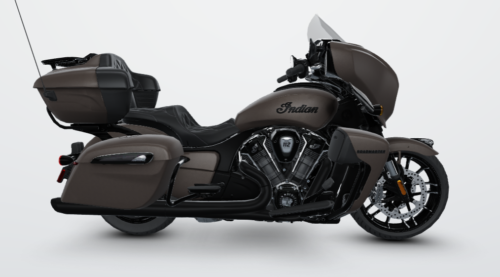 2025 Indian Motorcycle Roadmaster PowerPlus 112 Dark Horse PB/audio - $2000 REBATE ENDS NOV 30th! 2YR WARRANTY! LOW AS $256 - Photo 6