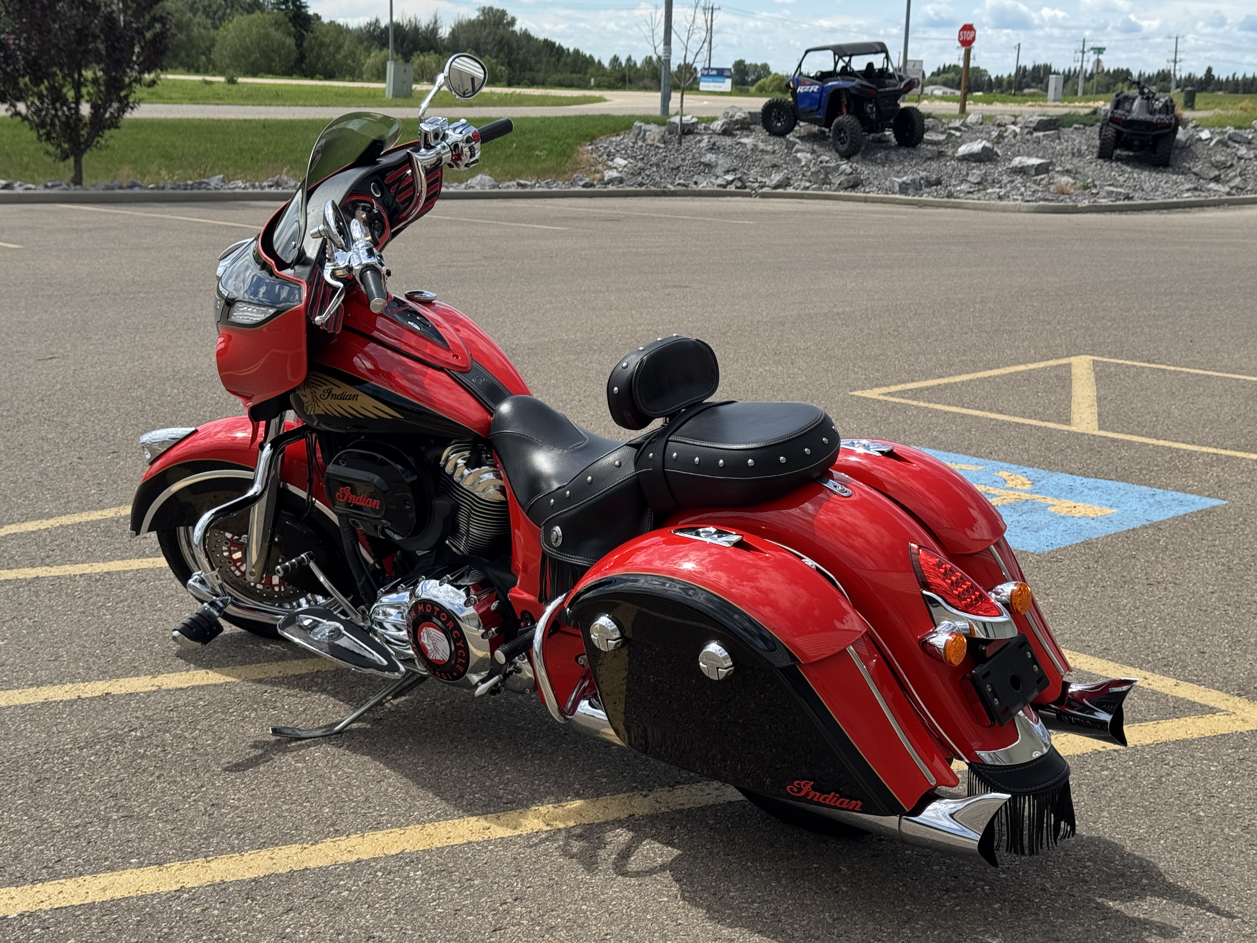 2016 Indian Motorcycle Chieftain Classic - HIGHLY CUSTOMIZED - EXCELLENT SHAPE - PAYMENTS AS LOW AS $155 BI WKLY! - Photo 4