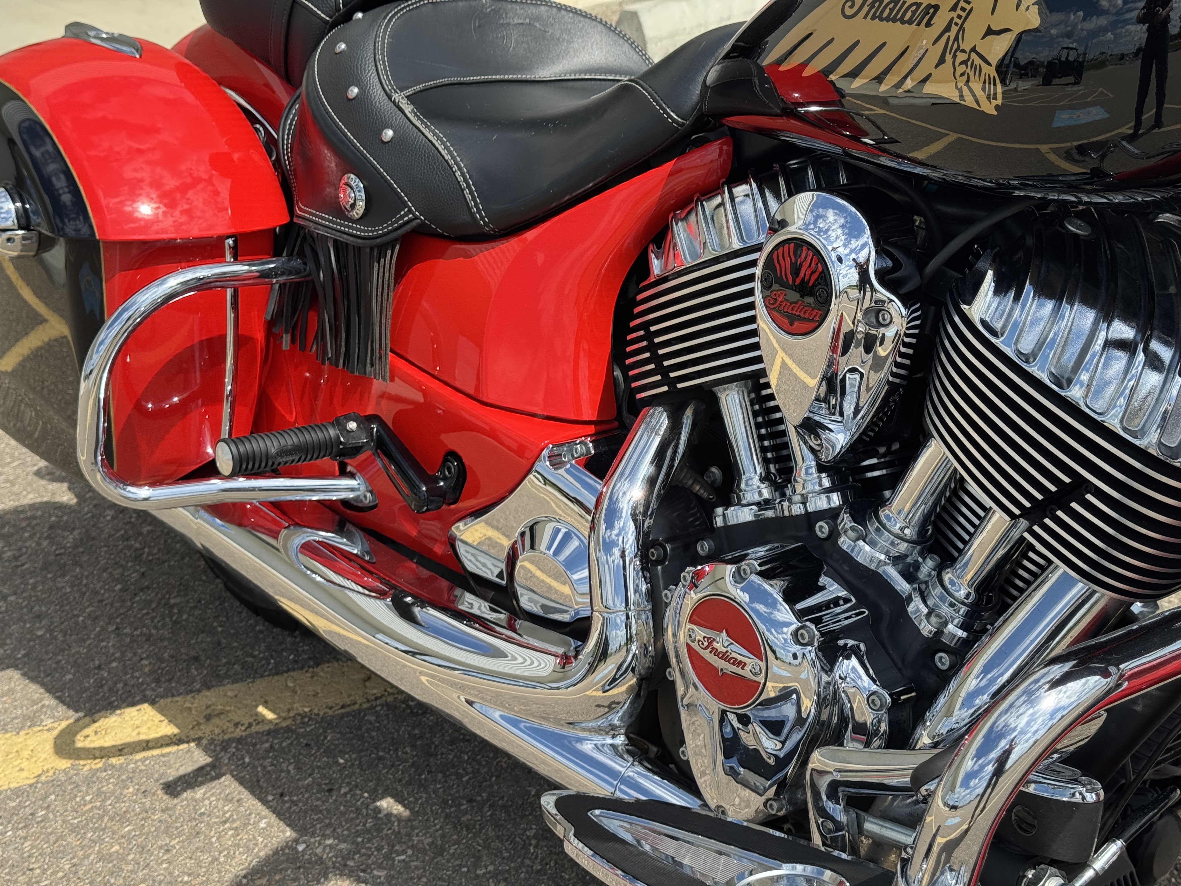 2016 Indian Motorcycle Chieftain Classic - HIGHLY CUSTOMIZED - EXCELLENT SHAPE - PAYMENTS AS LOW AS $155 BI WKLY! - Photo 10