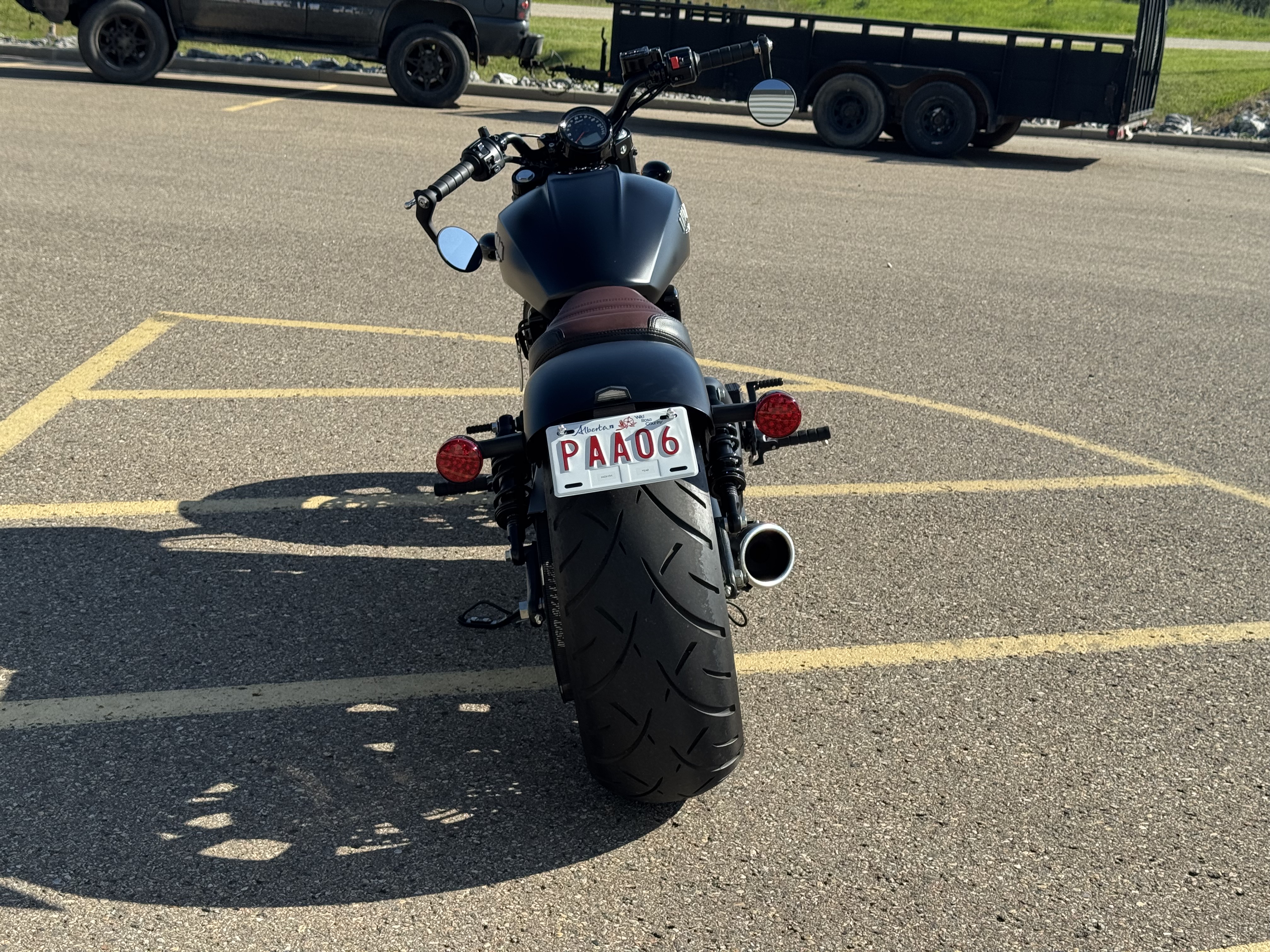 2021 Indian Motorcycle Scout Bobber Dark Horse ABS - RC FAT TIRE KIT - LOW KMS - PAYMENTS AS LOW AS $129 BI WKLY! - Photo 6