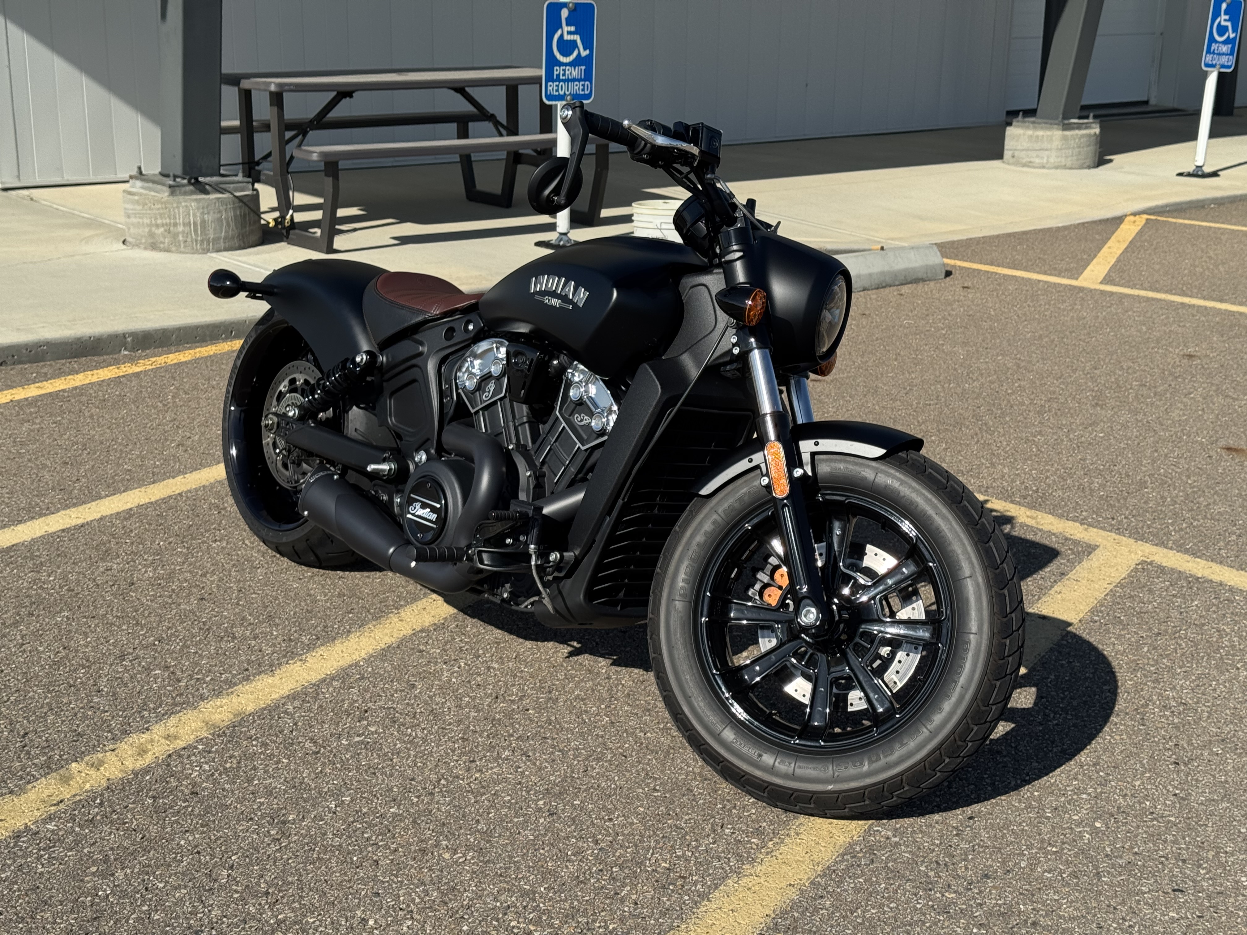 2021 Indian Motorcycle Scout Bobber Dark Horse ABS - RC FAT TIRE KIT - LOW KMS - PAYMENTS AS LOW AS $129 BI WKLY! - Photo 9