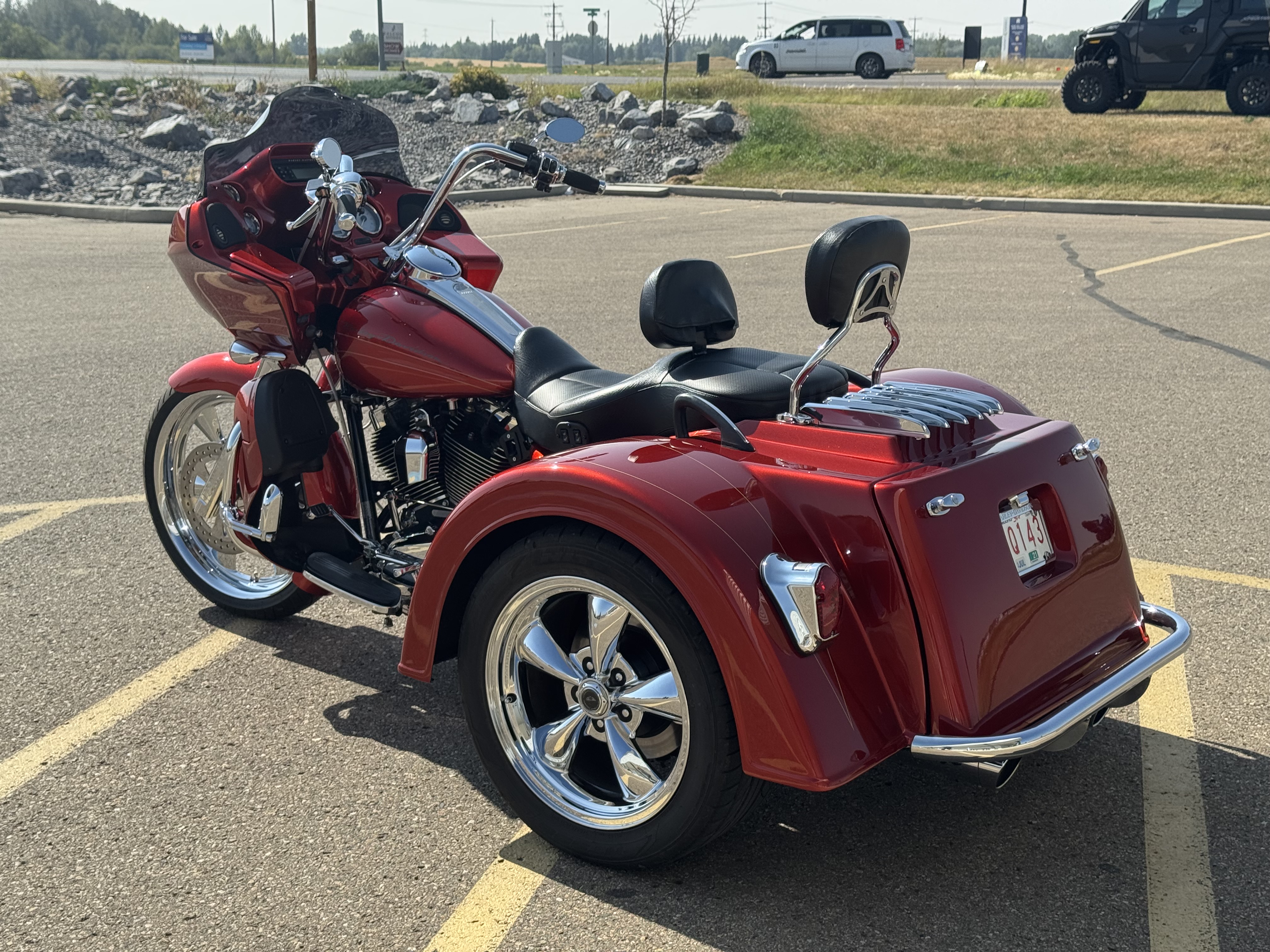 2013 Harley-Davidson® HARLEY DAVIDSON ROAD GLIDE TRIKE - LAZY DAWG CONVERSION - HIGH END BUILD! LOW AS $239 BIWKLY! - Photo 4