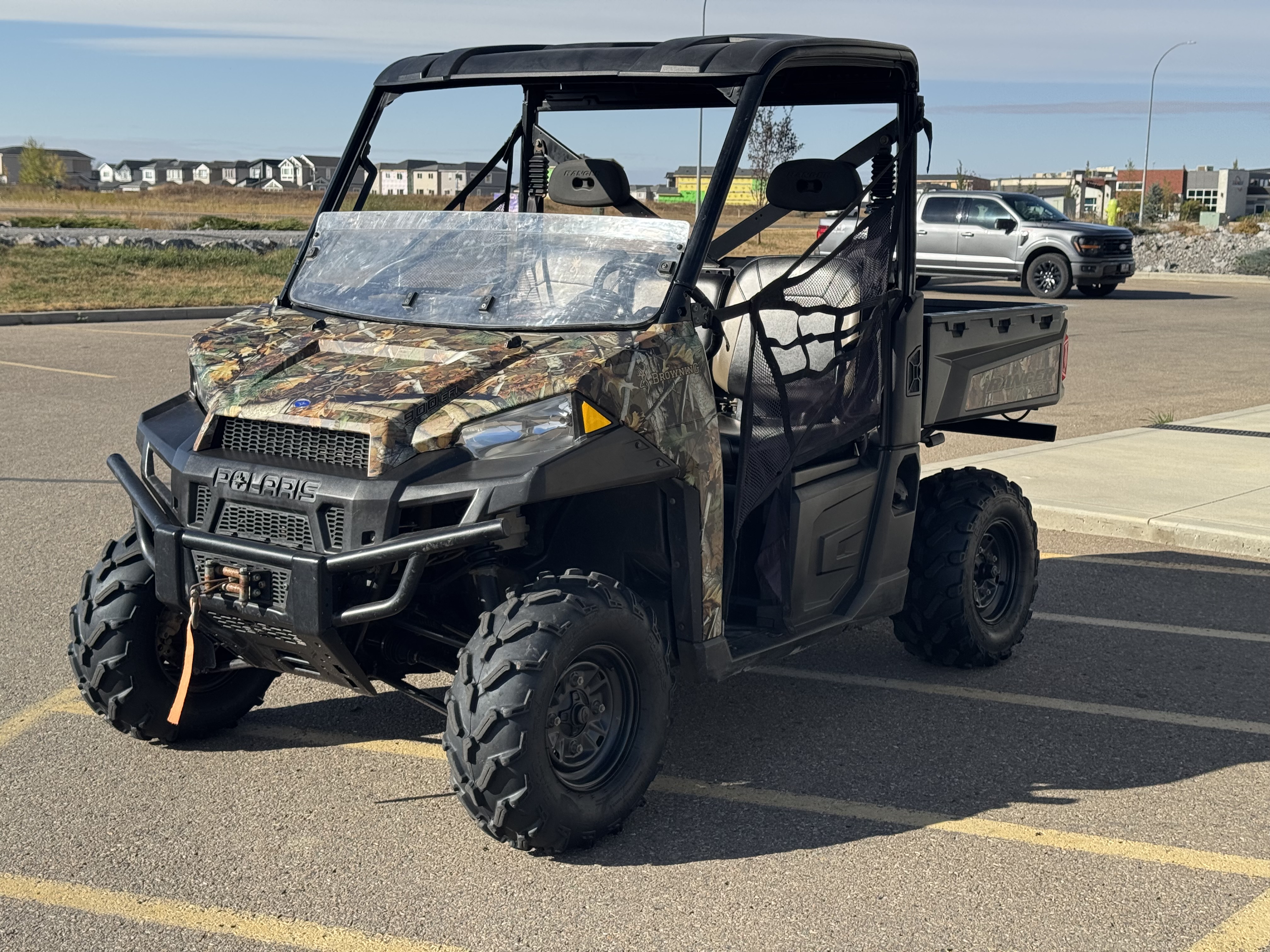 2013 Polaris RANGER XP 900 EPS Browning Edition LE - LOW KM! NICE SHAPE! PAYMENTS LOW AS $125 BI WKLY! - Photo 2