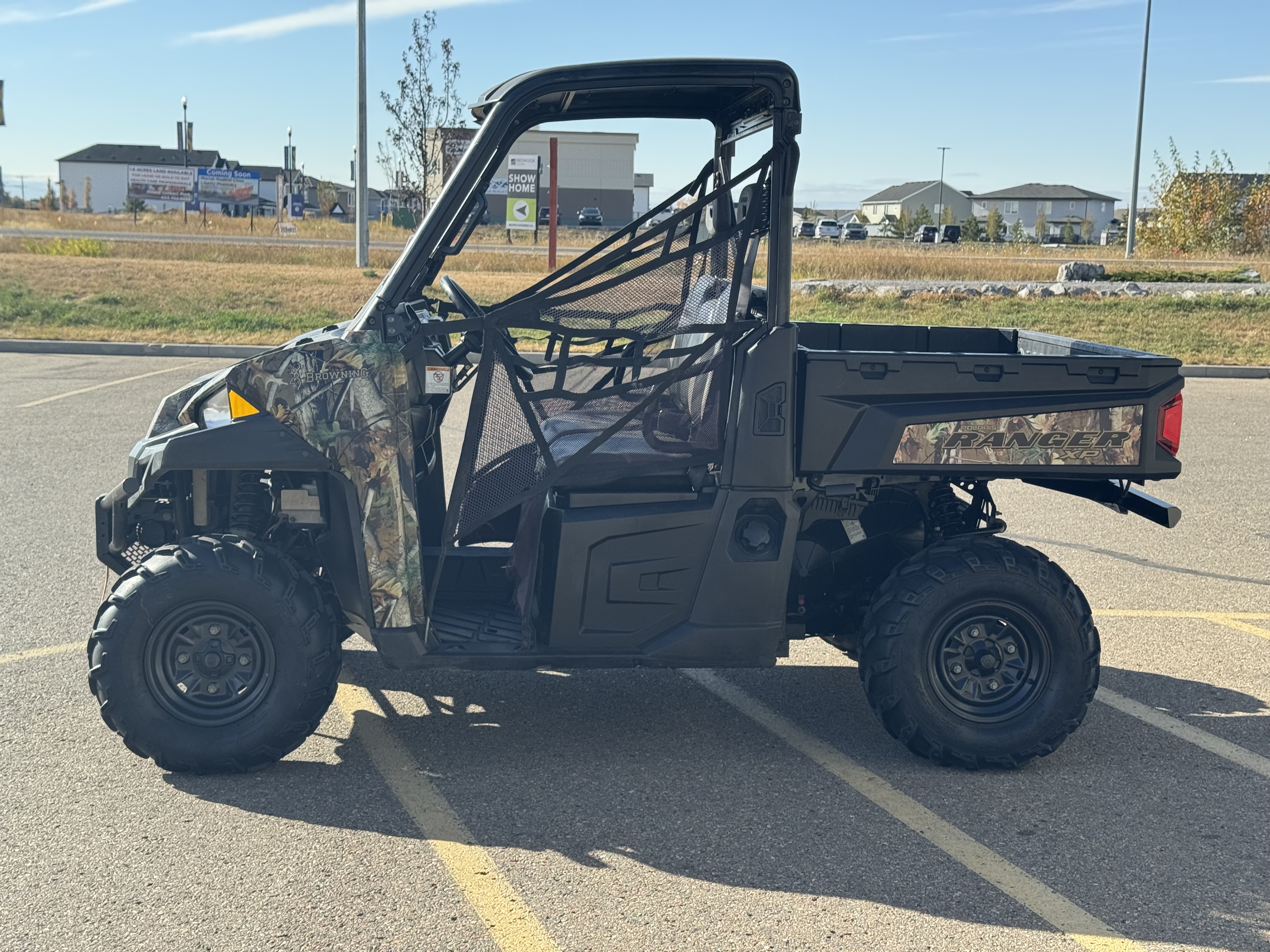 2013 Polaris RANGER XP 900 EPS Browning Edition LE - LOW KM! NICE SHAPE! PAYMENTS LOW AS $125 BI WKLY! - Photo 3