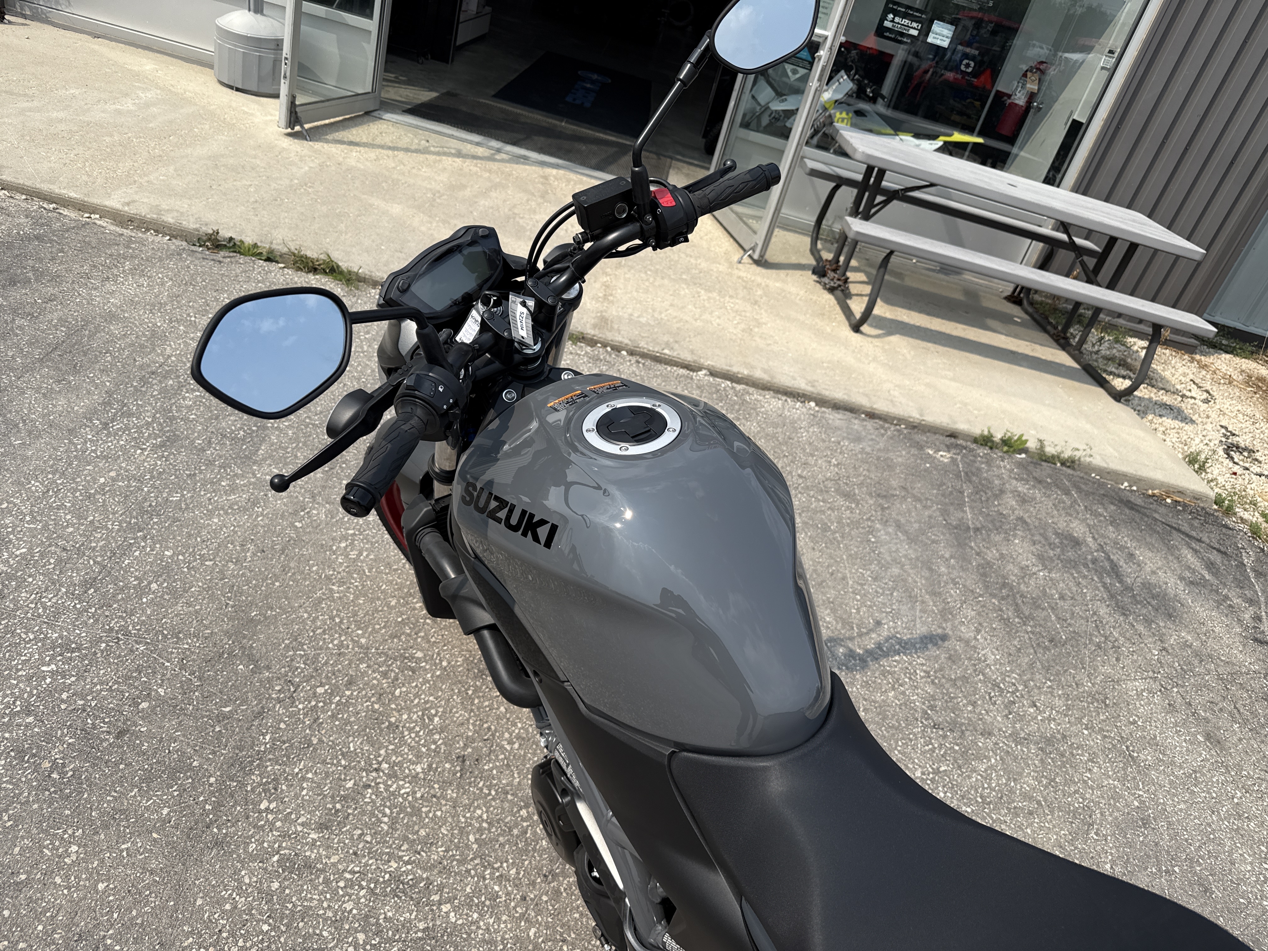 2024 Suzuki SV650A - Photo 3