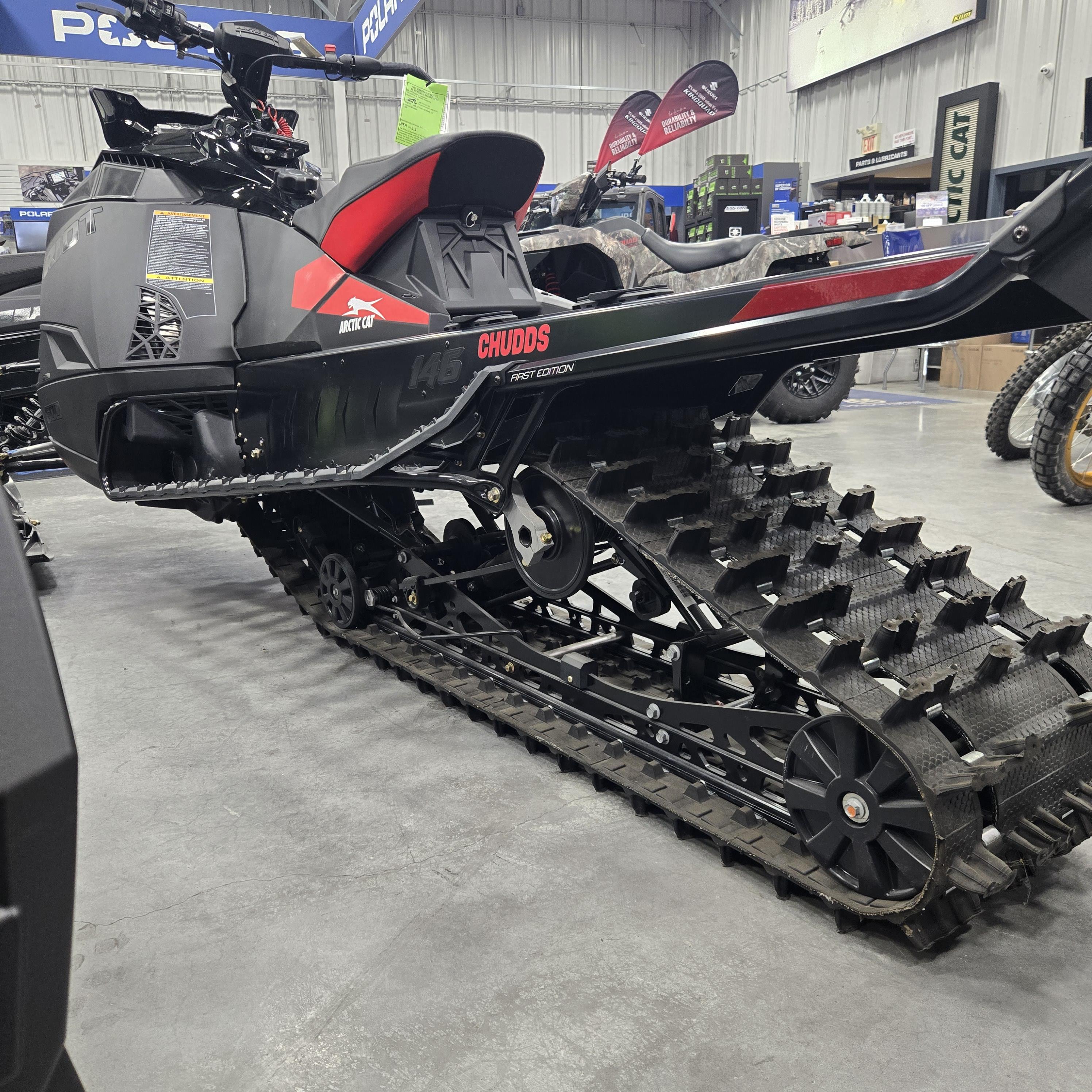 2024 Arctic Cat Riot 600 146 1.6 AWS - Black - Photo 5