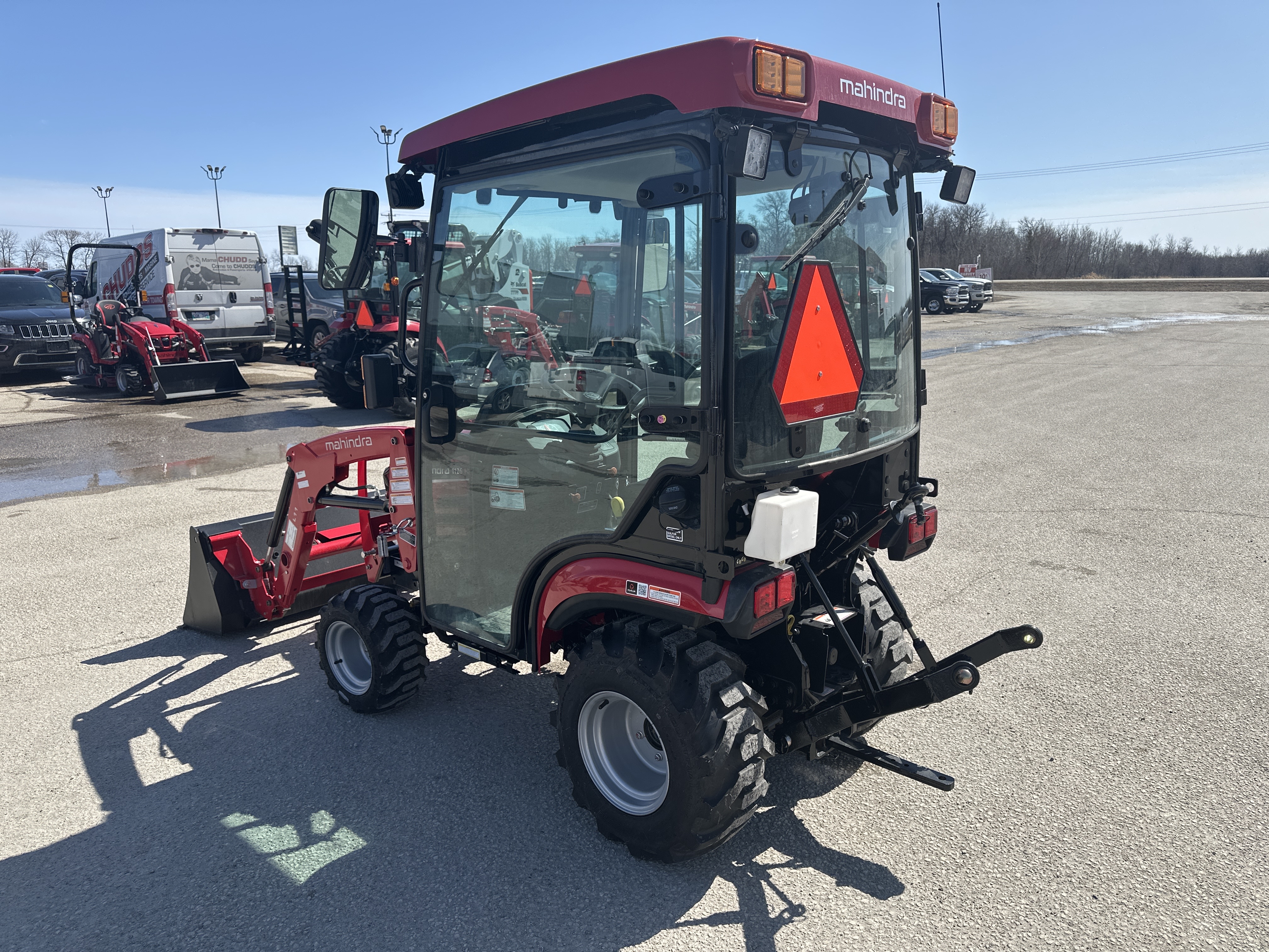 2024 Mahindra 1126 HST 4CHIL - Photo 5