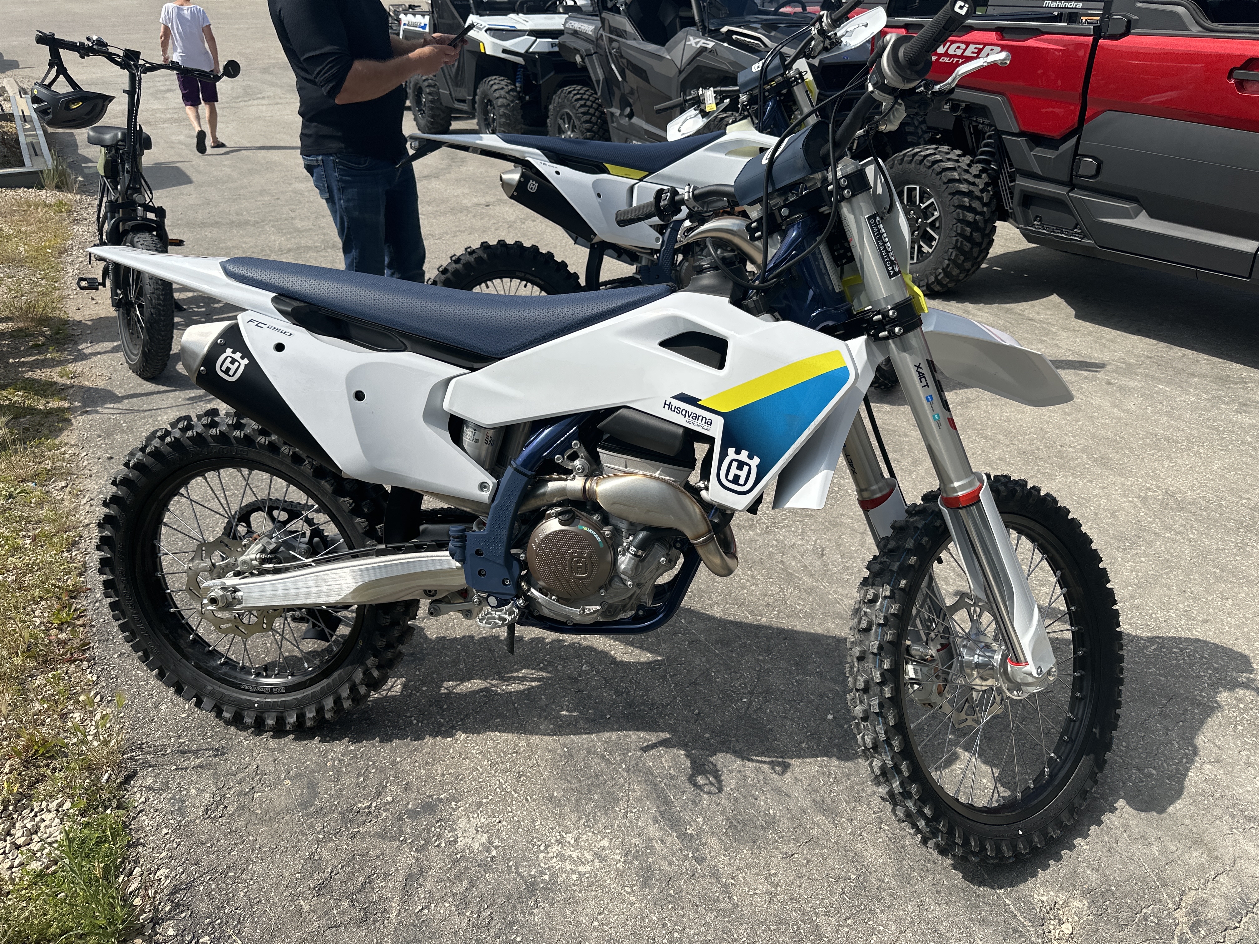 2025 Husqvarna Motorcycles FC 250 - Photo 2