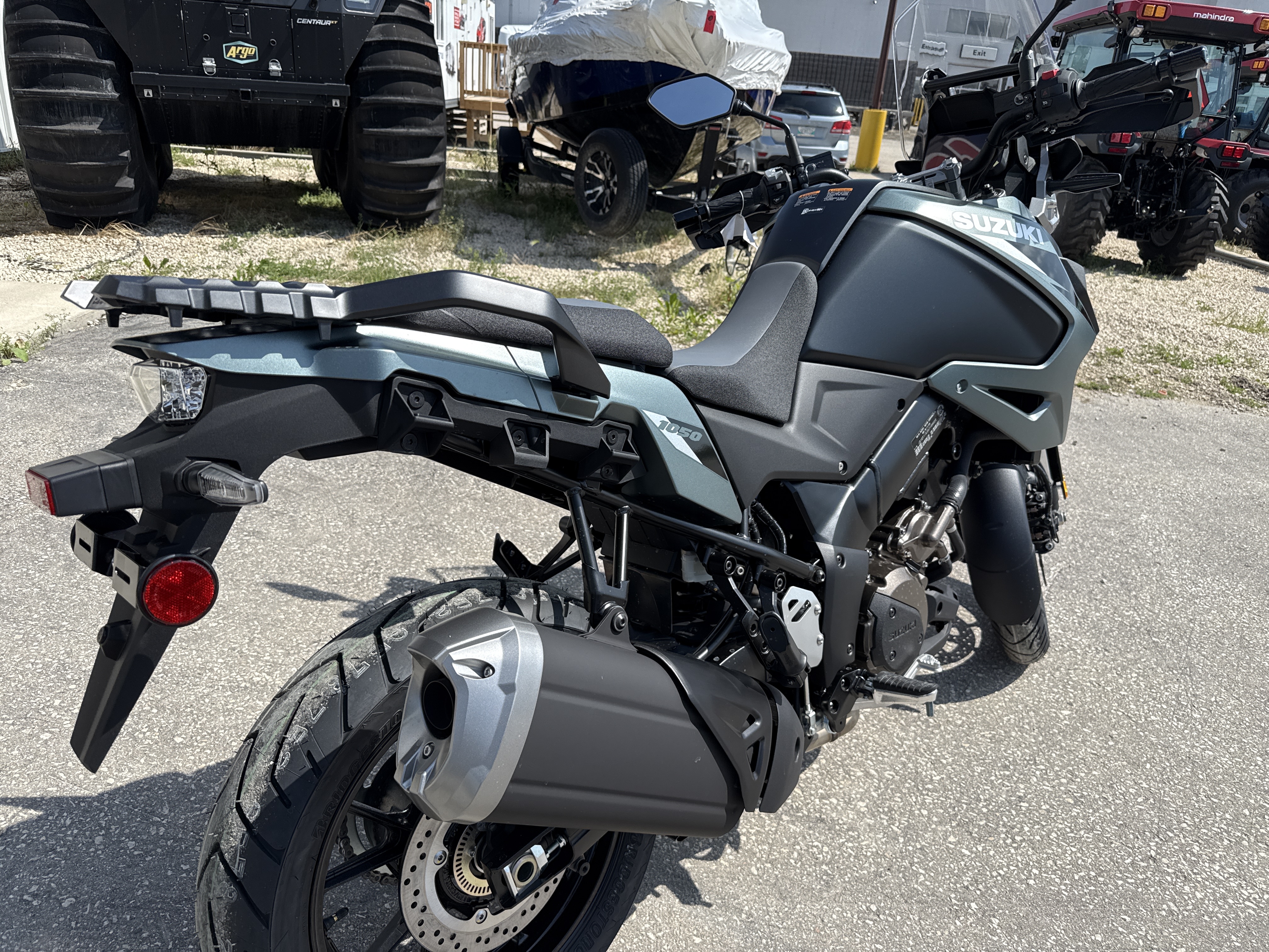2025 Suzuki V-STROM 1050 - Photo 5