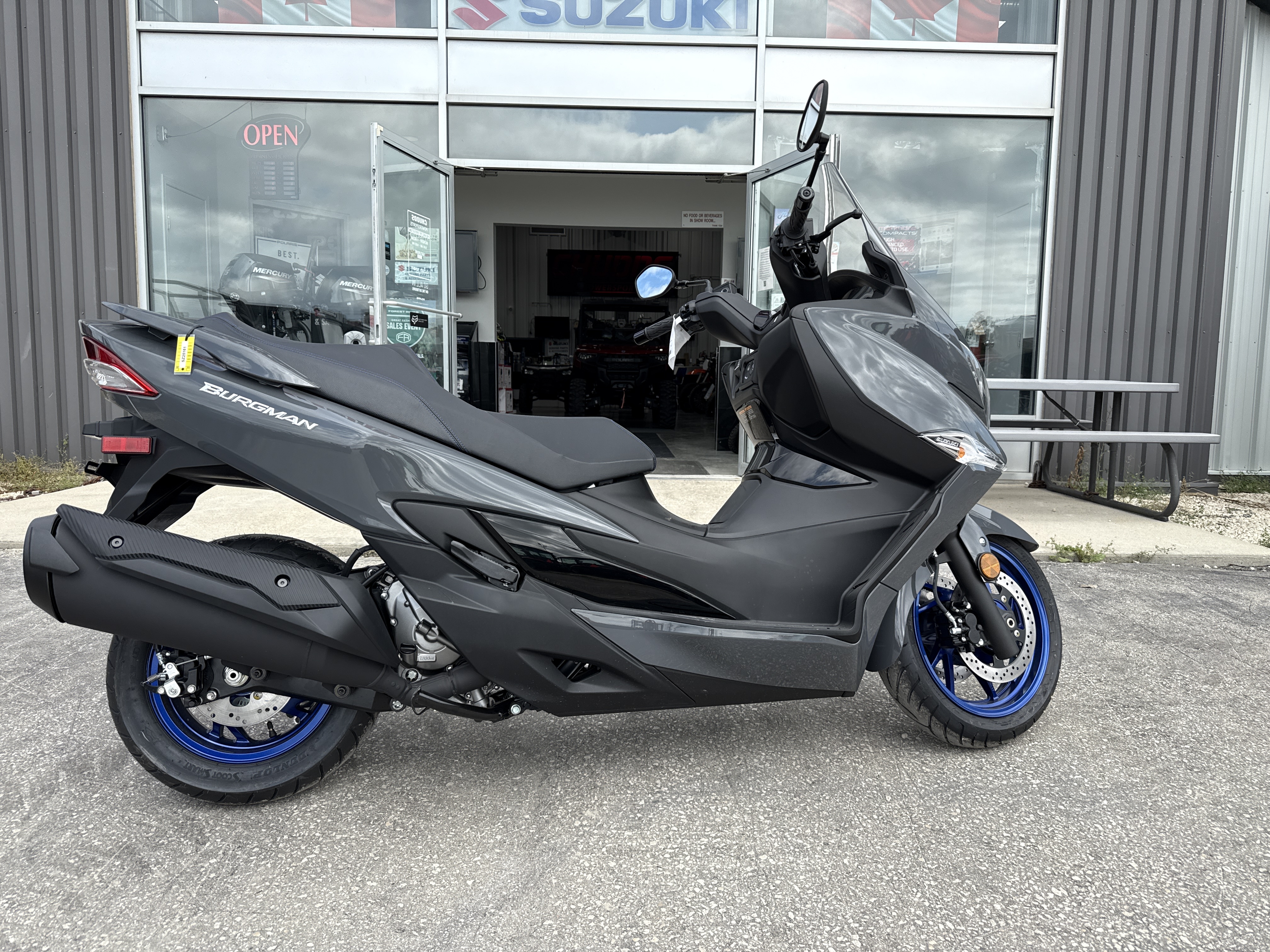 2025 Suzuki BURGMAN 400