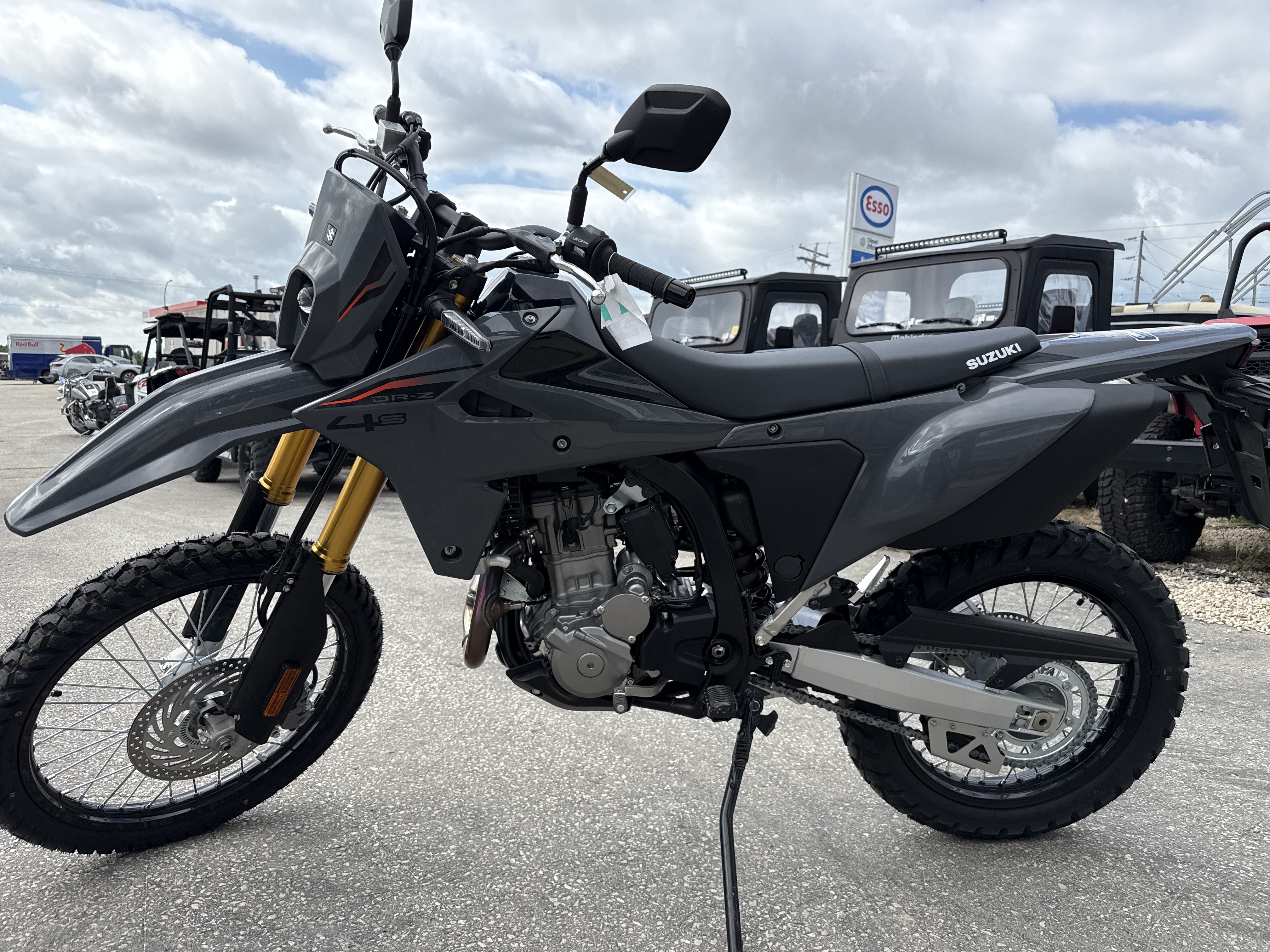 2025 Suzuki DR-Z 4S - Photo 2