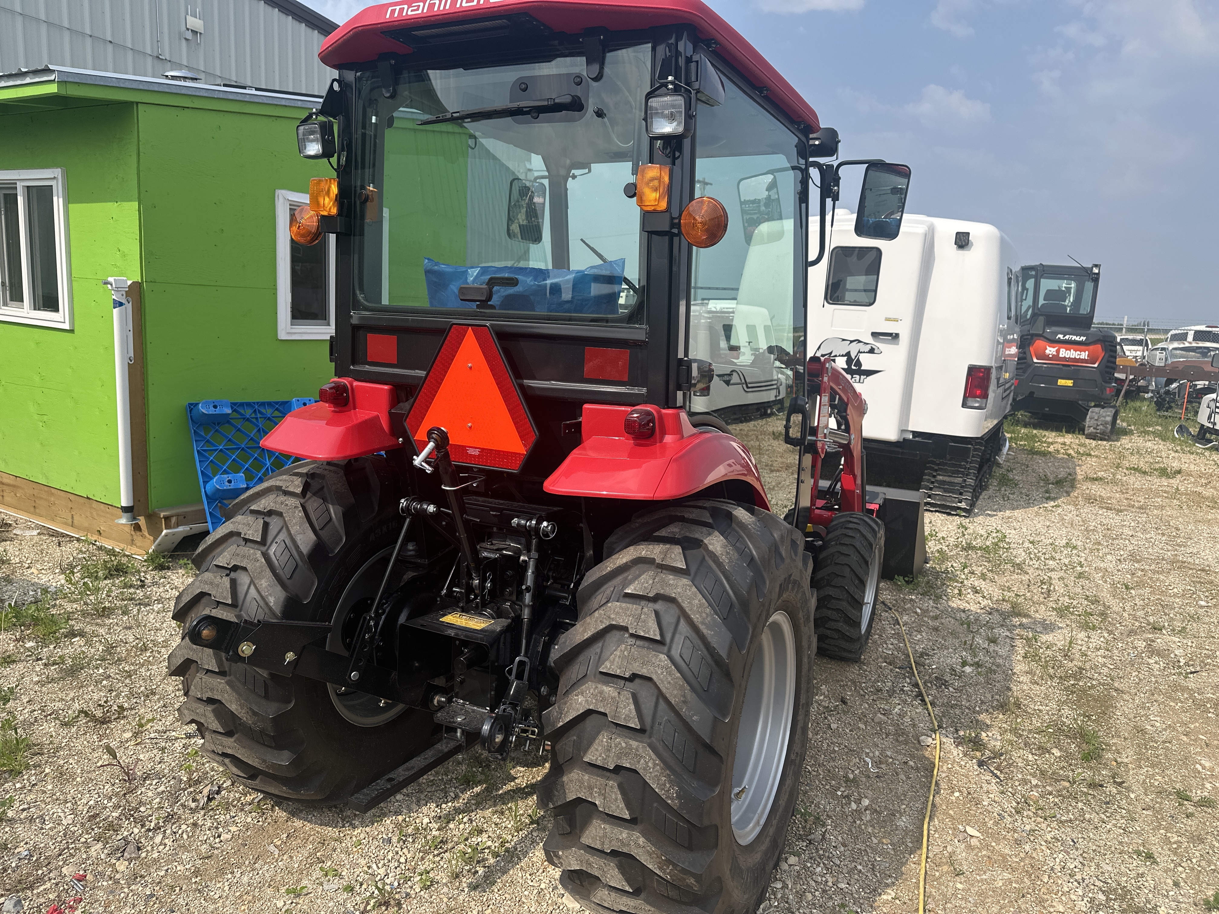 2025 Mahindra 1640 HST 4CHRFIL - Photo 3