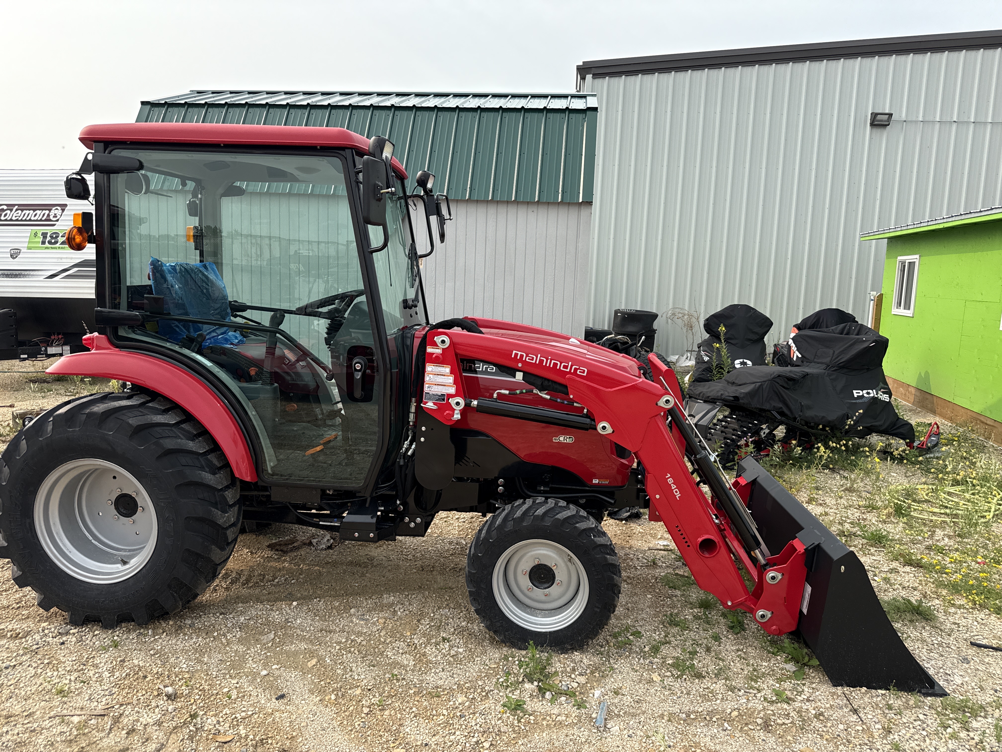 2025 Mahindra 1640 HST 4CHRFIL